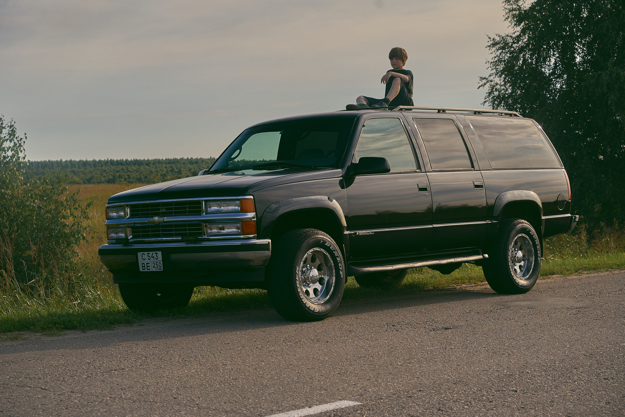 SUBURBAN 1998. Юля Ф