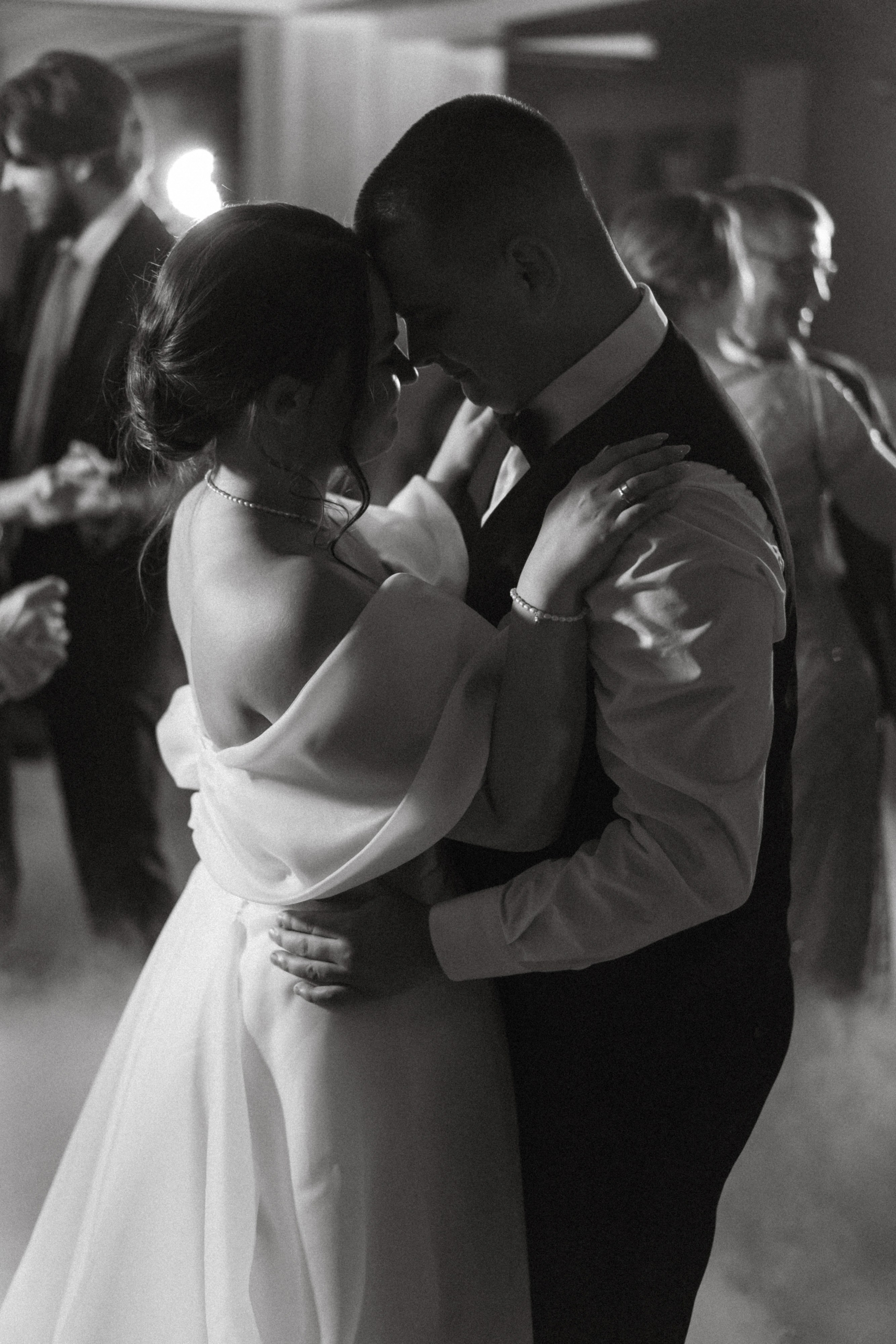 Антон и Алина. Фотограф Ксения Тимченко. Бережно к вам и вашим чувствам