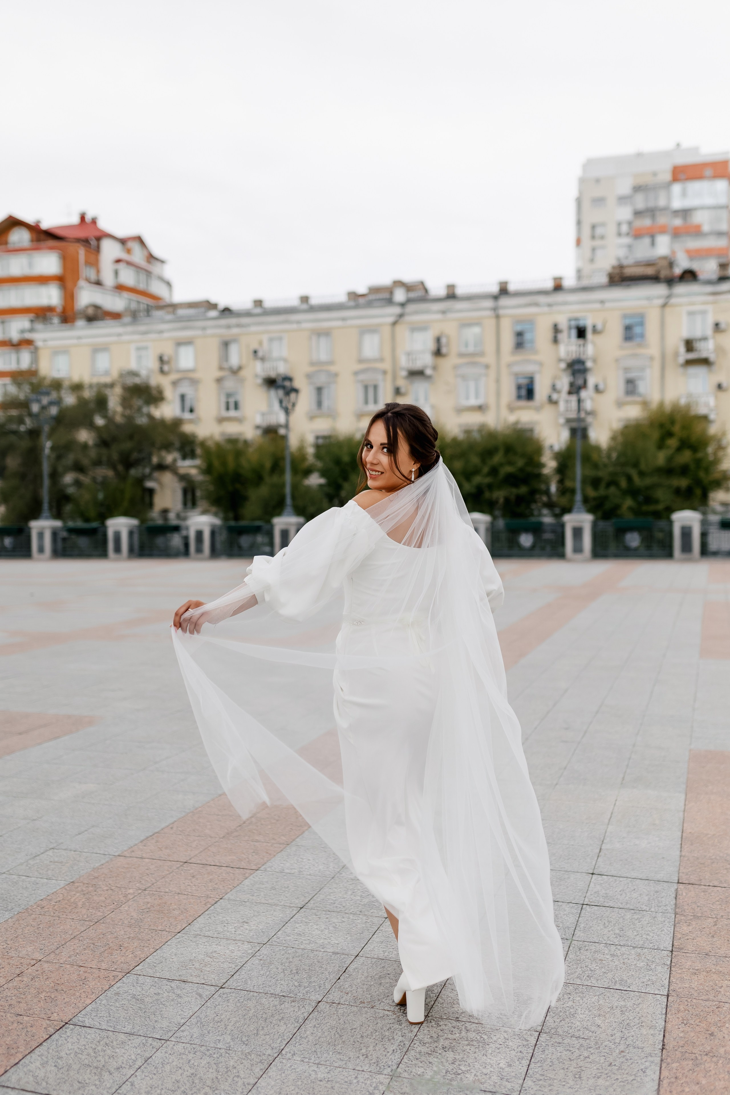 Олег и Юлия. Свадебная прогулка. Свадебный фотограф в Хабаровске