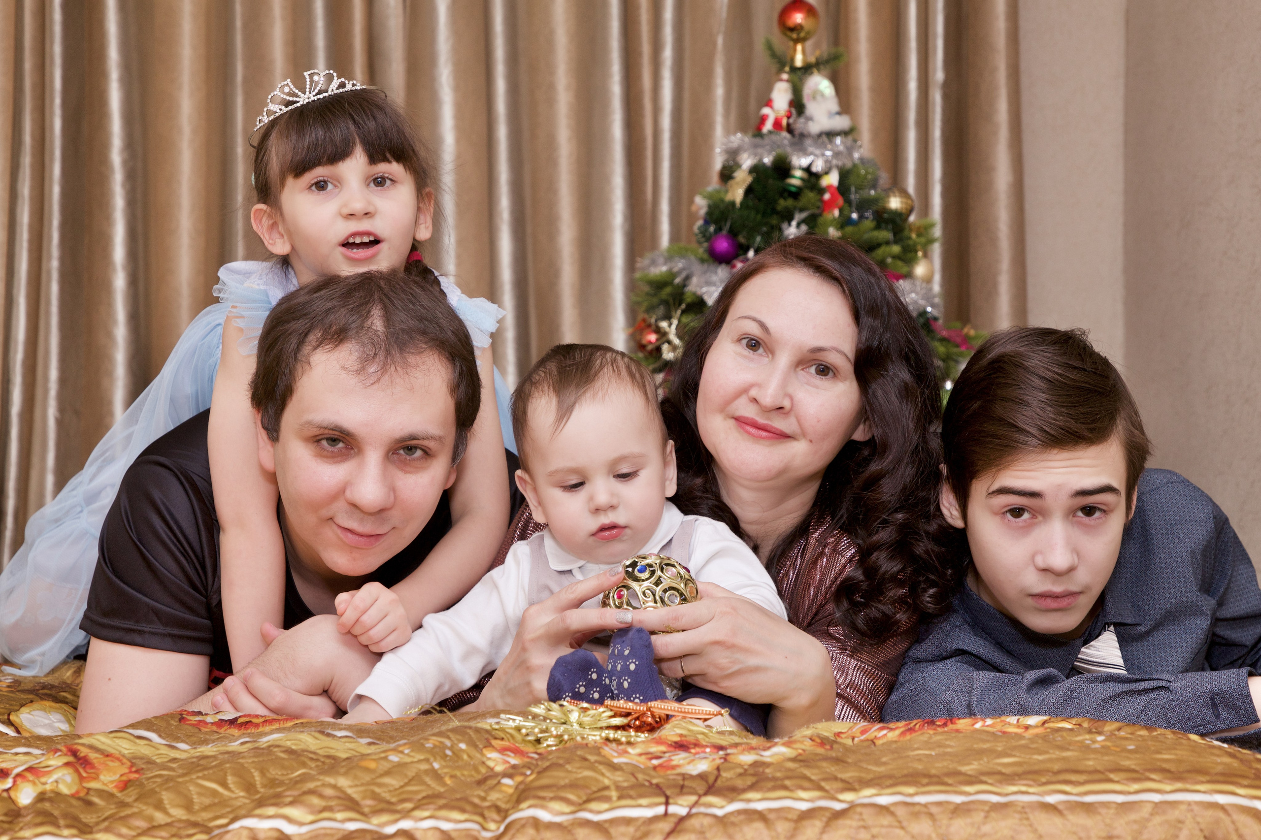 Юля Сергей Настя Олег и Серёжка ч.1. Школьные выпускные альбомы в Москве Марина Николаева