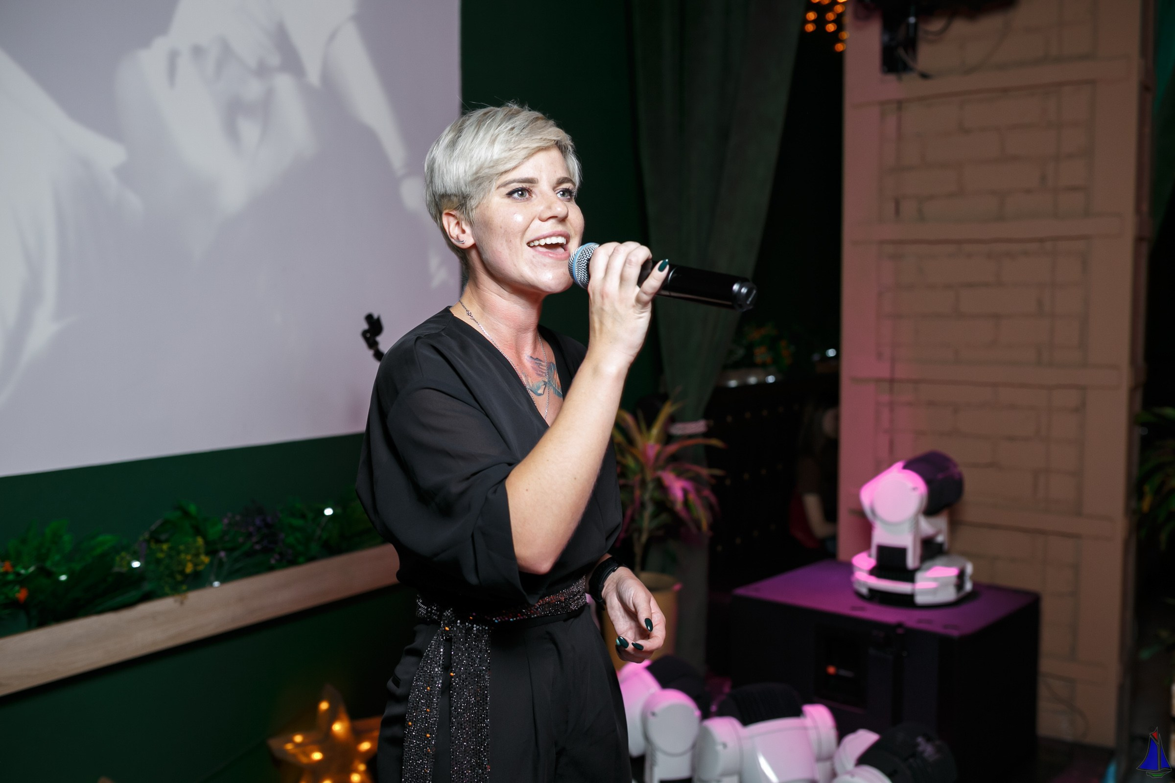 Караоке бар Bravo. Фотограф в Воронеже Иван Самодуров