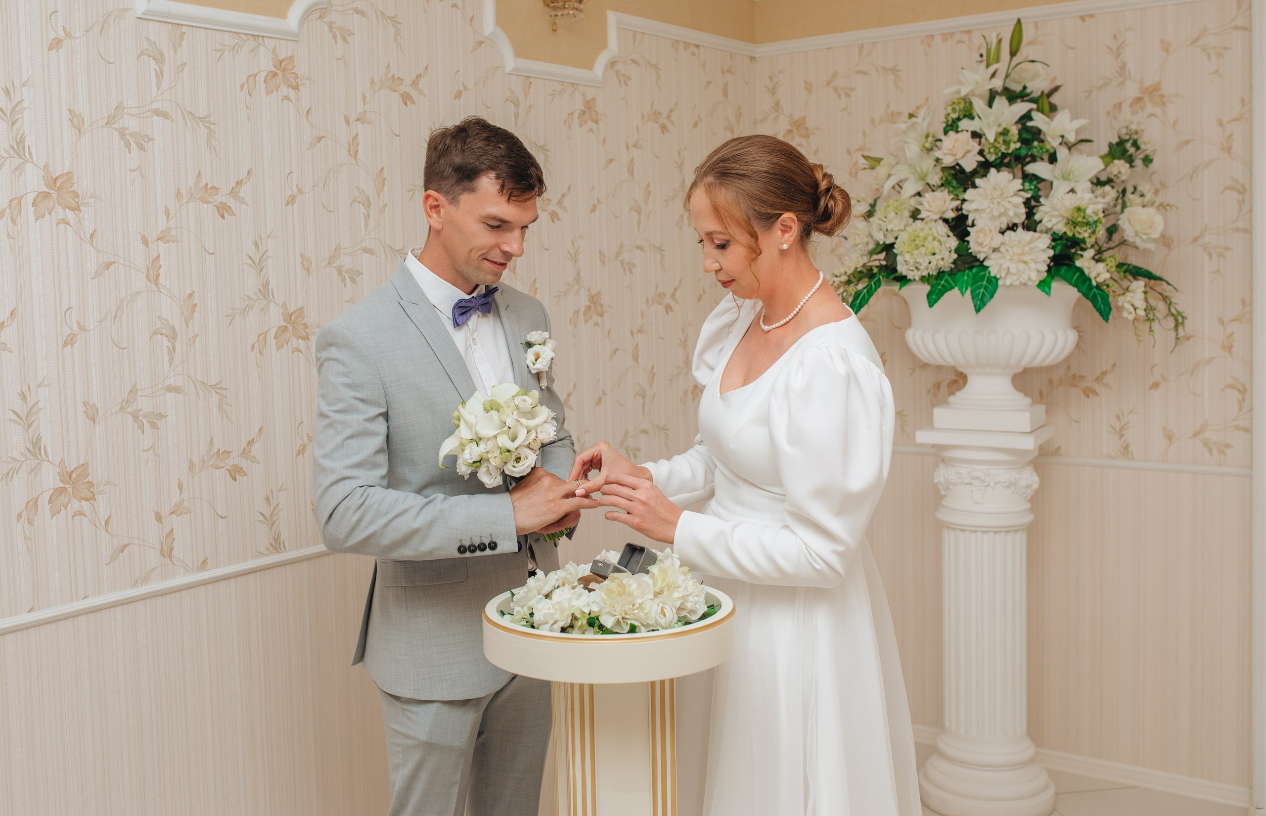 Александр и Вероника. Регистрация брака в Сестрорецке и прогулка. Свадебный и семейный фотограф в Санкт-Петербурге и Сестрорецке