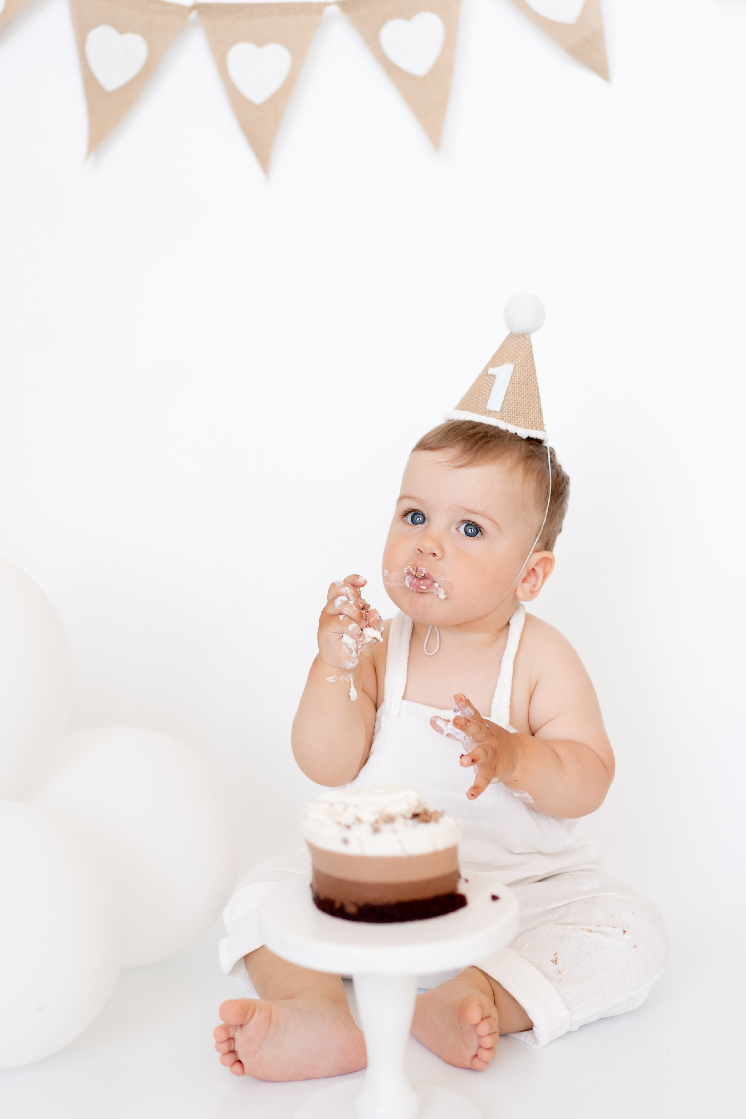 Крушение торта, Smash cake. Детская, семейная фотостудия в Санкт-Петербурге