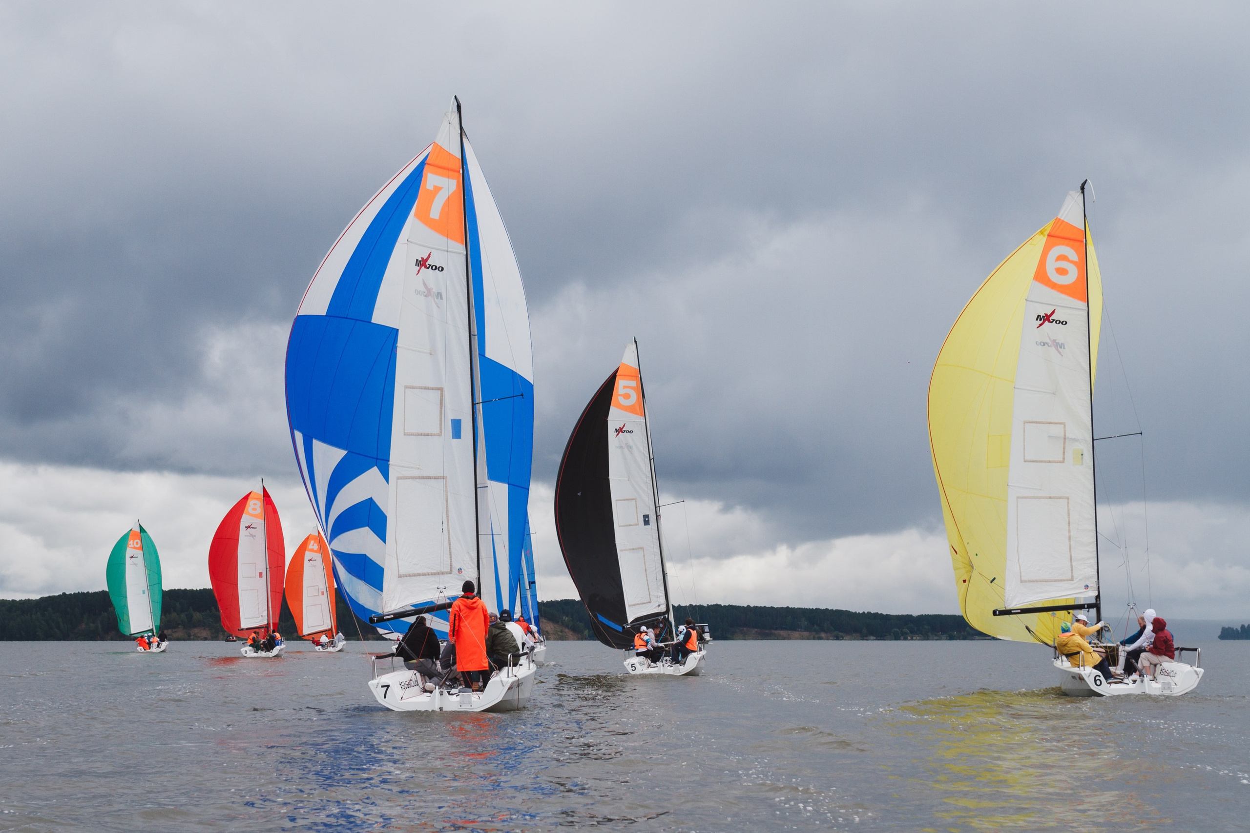 ЯХТИНГ. Roman Photo