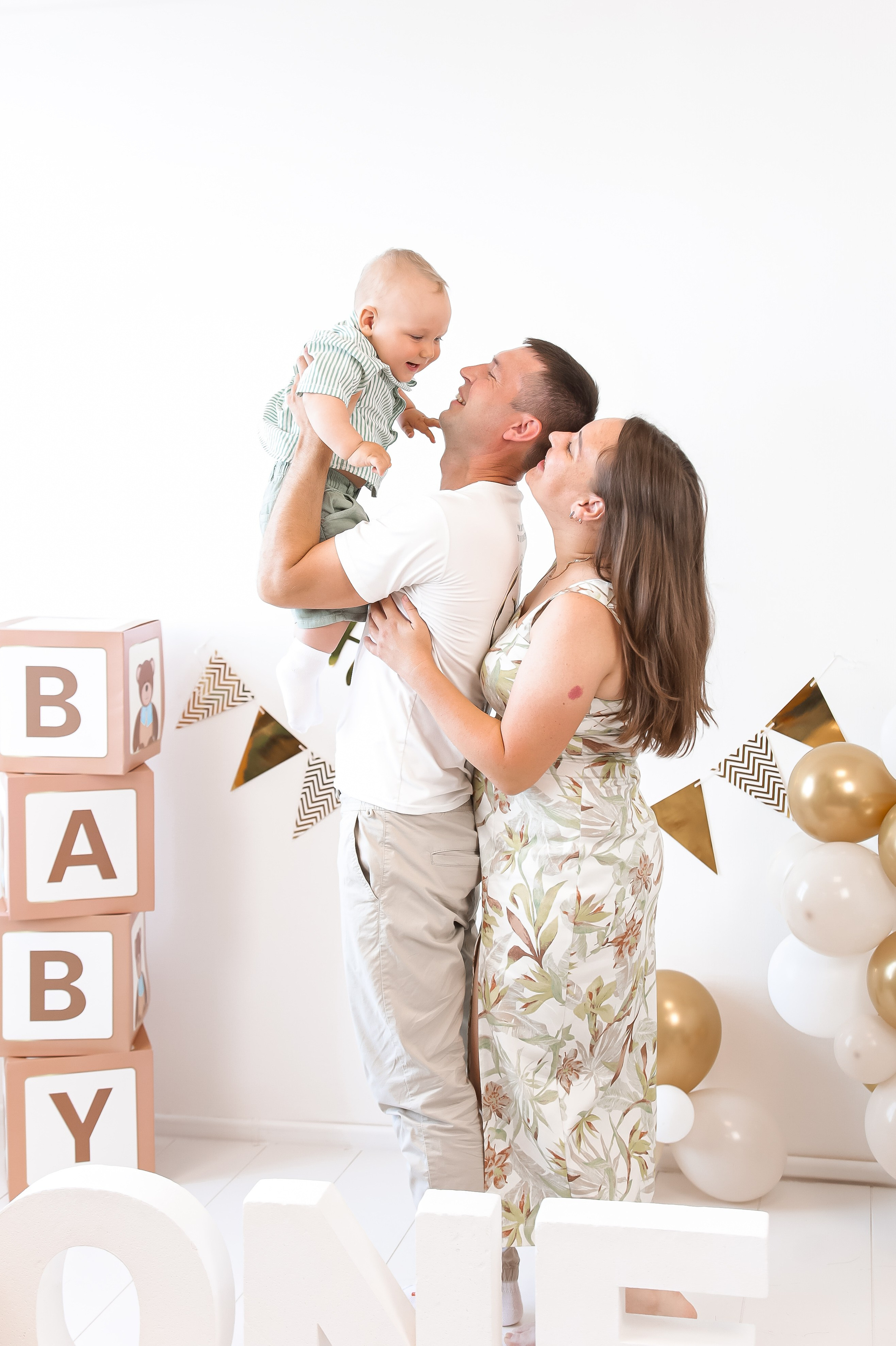 1й Годик Богдаши. Детский и Семейный фотограф в Санкт-Петербурге. Детская Фотостудия «FAMILY STORY»