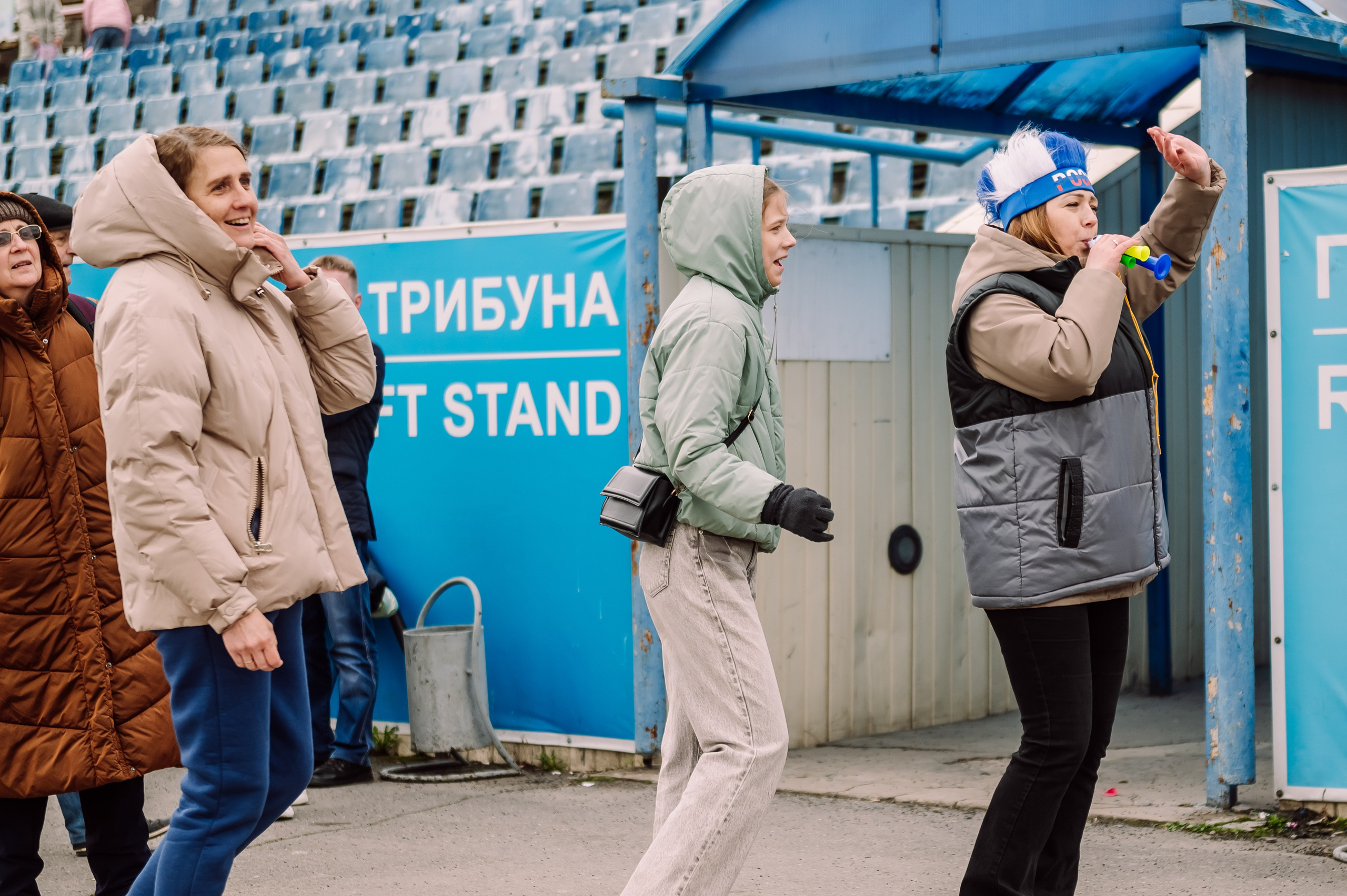 Пасхальный забег «Вера и Спорт» на стадионе Шахтёр. Детский фотограф, семейный фотограф и репортажи в Кемерово