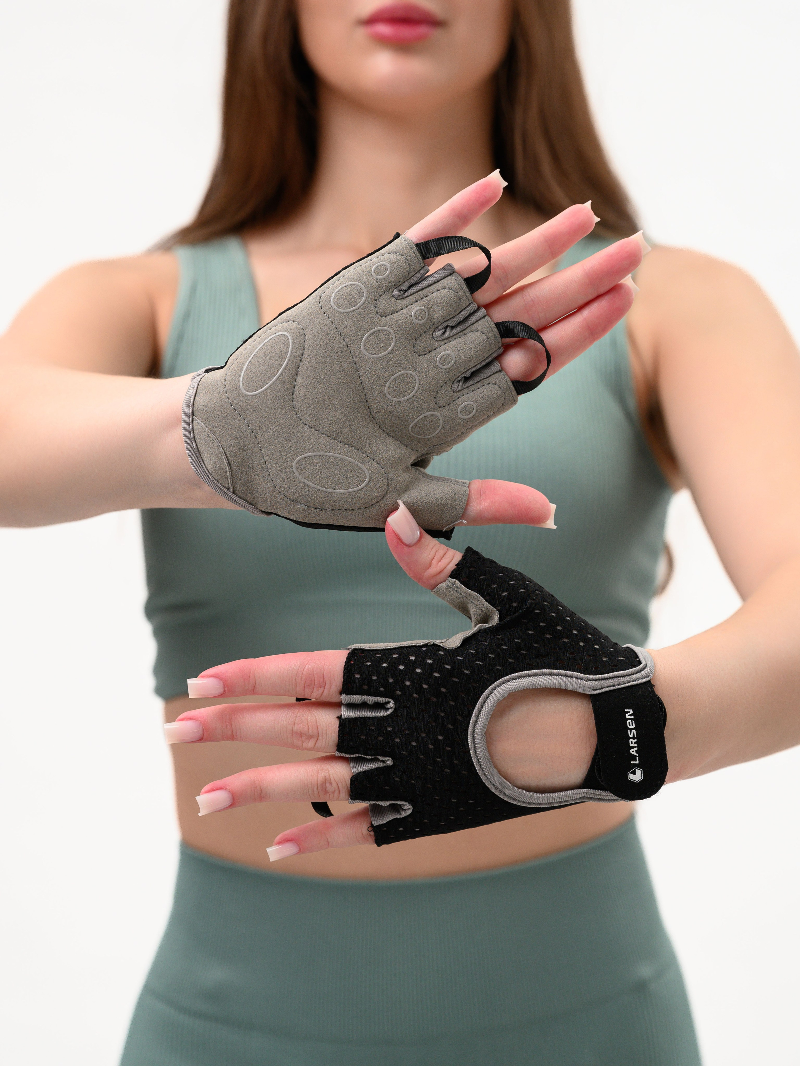 Спортивные костюмы и спортивные товары. Студия рекламной и предметной съемки товаров WELKO Studio