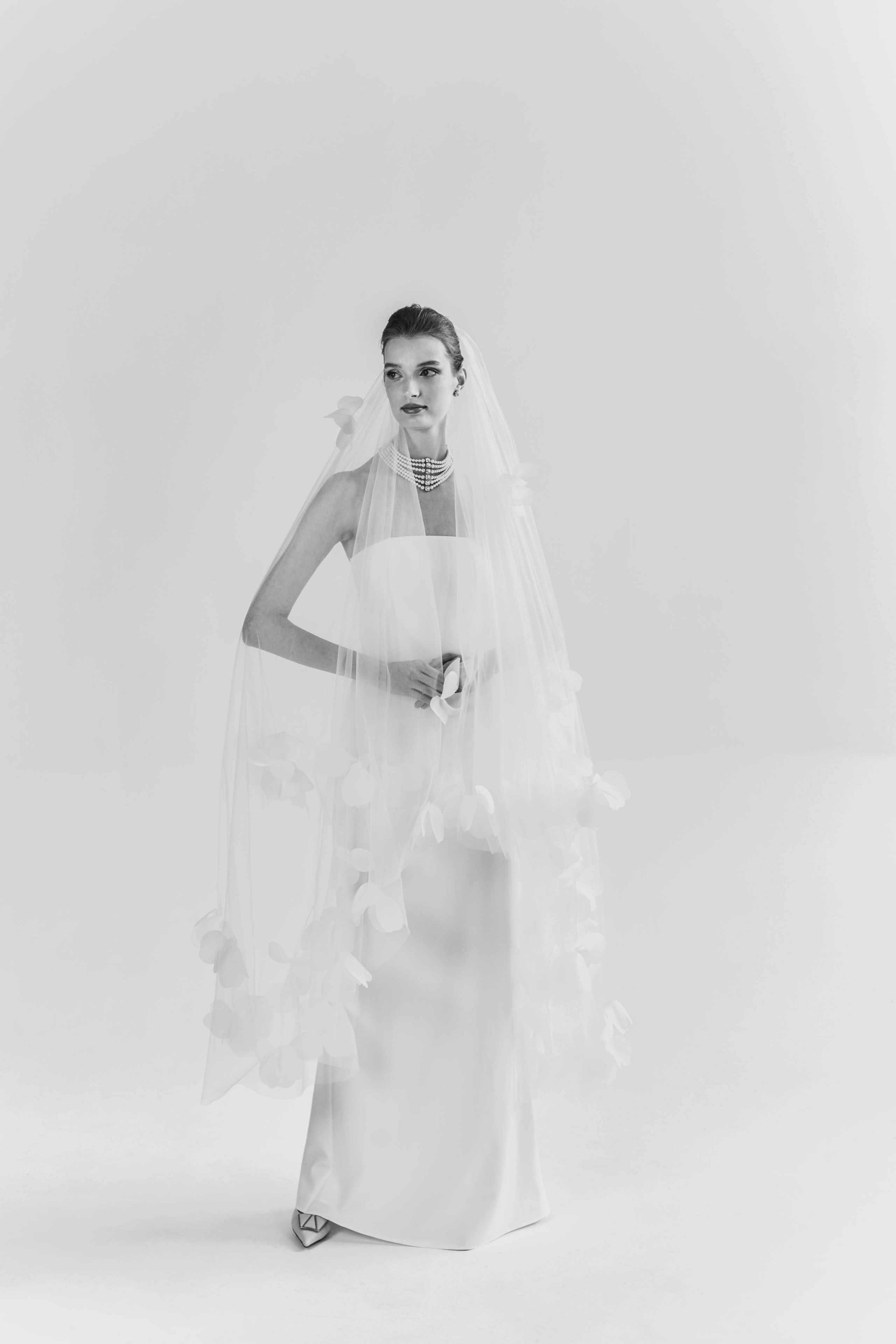 Сара. Свадебный салон-ателье Бонжур в Минске Bonjour