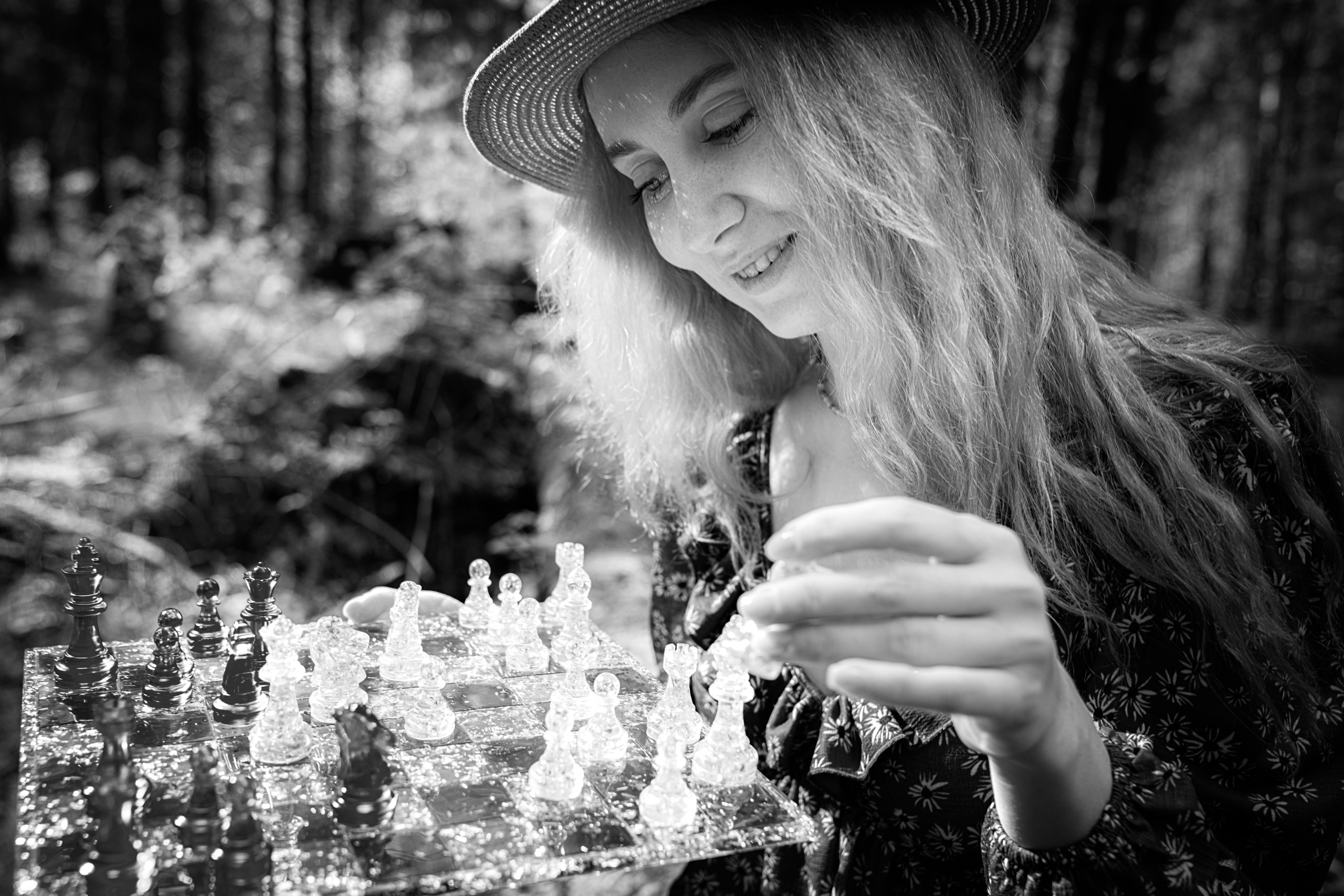 Лена, лесная шахматистка. Фотограф в Санкт-Петербурге Данил Макаров