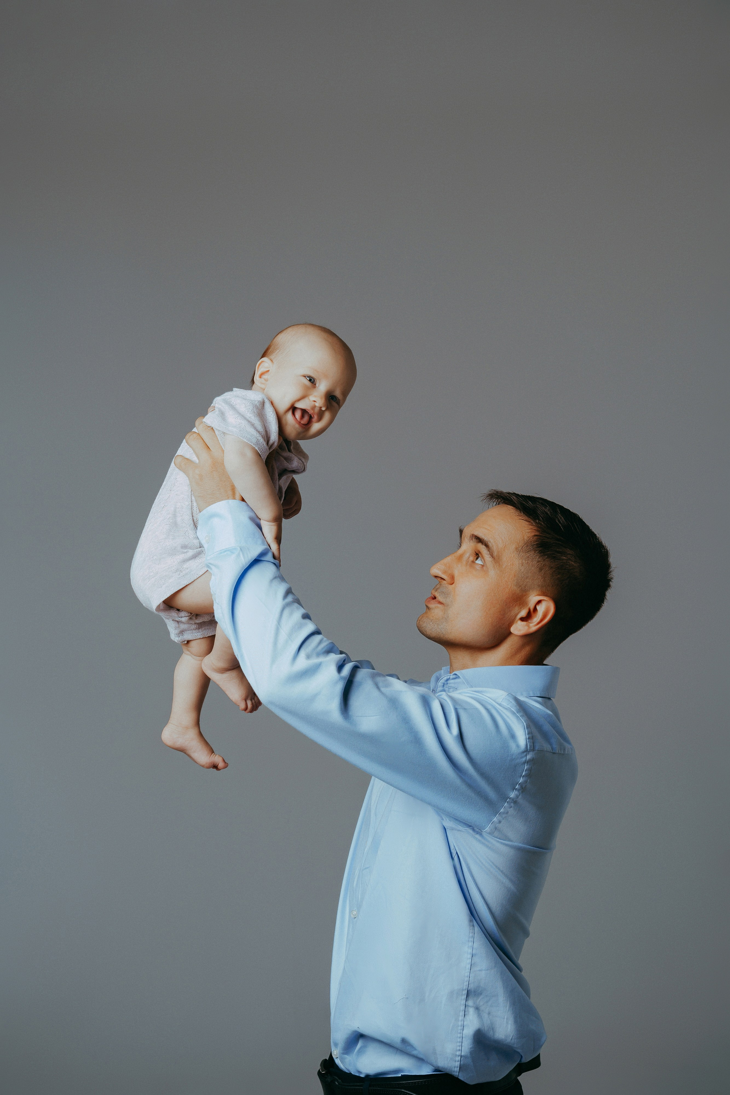 Семейная съёмка в студии. Фотограф Алексей Кутырёв