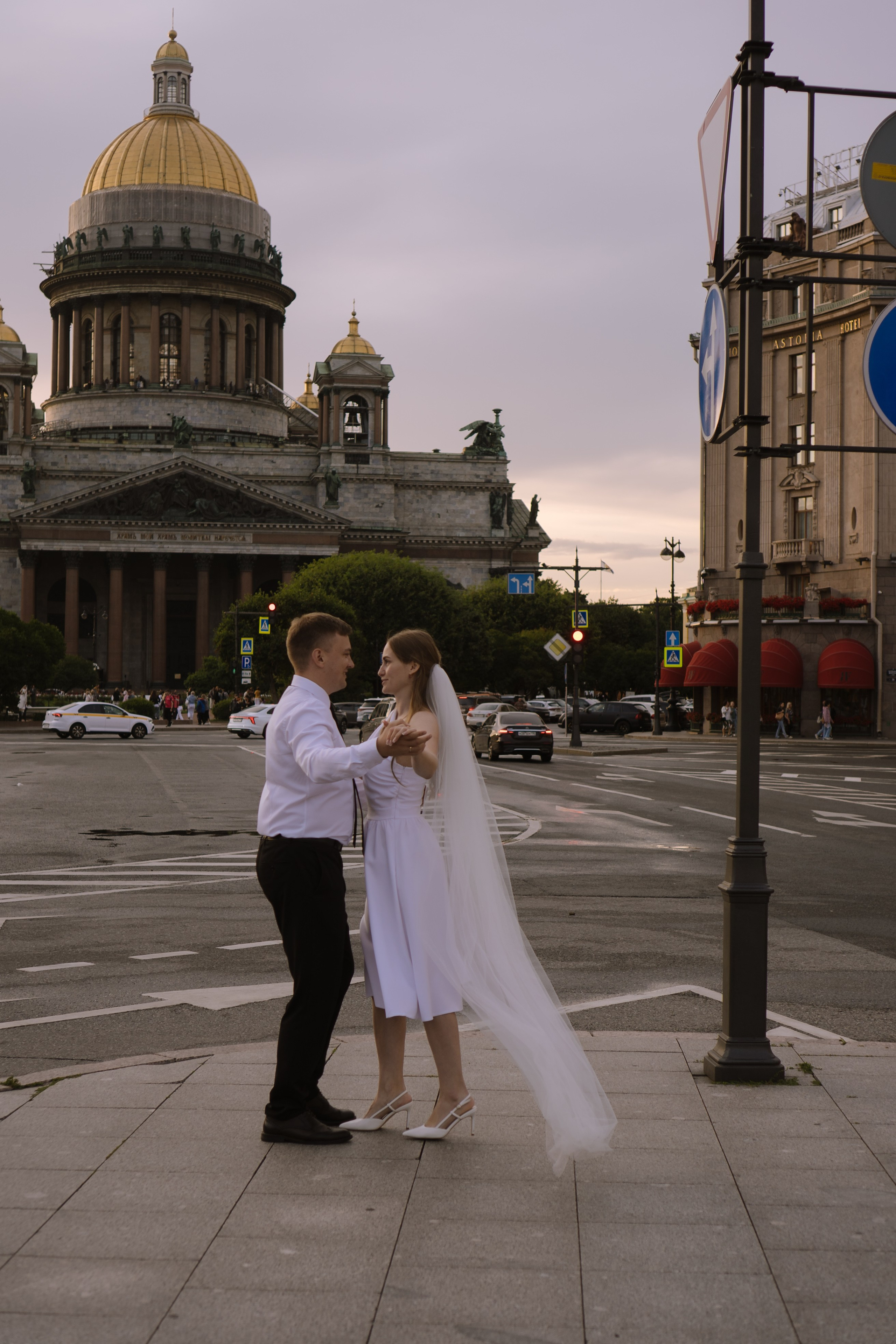 СВАДЕБНАЯ СЬЕМКА С ИСАКИЕВСКИМ СОБОРОМ, АСТОРИЯ И ЗАКОНОДАТЕЛЬНОЕ СОБРАНИЕ. Профессиональный фотограф, Санкт-Петербург — Виктория Богомолова