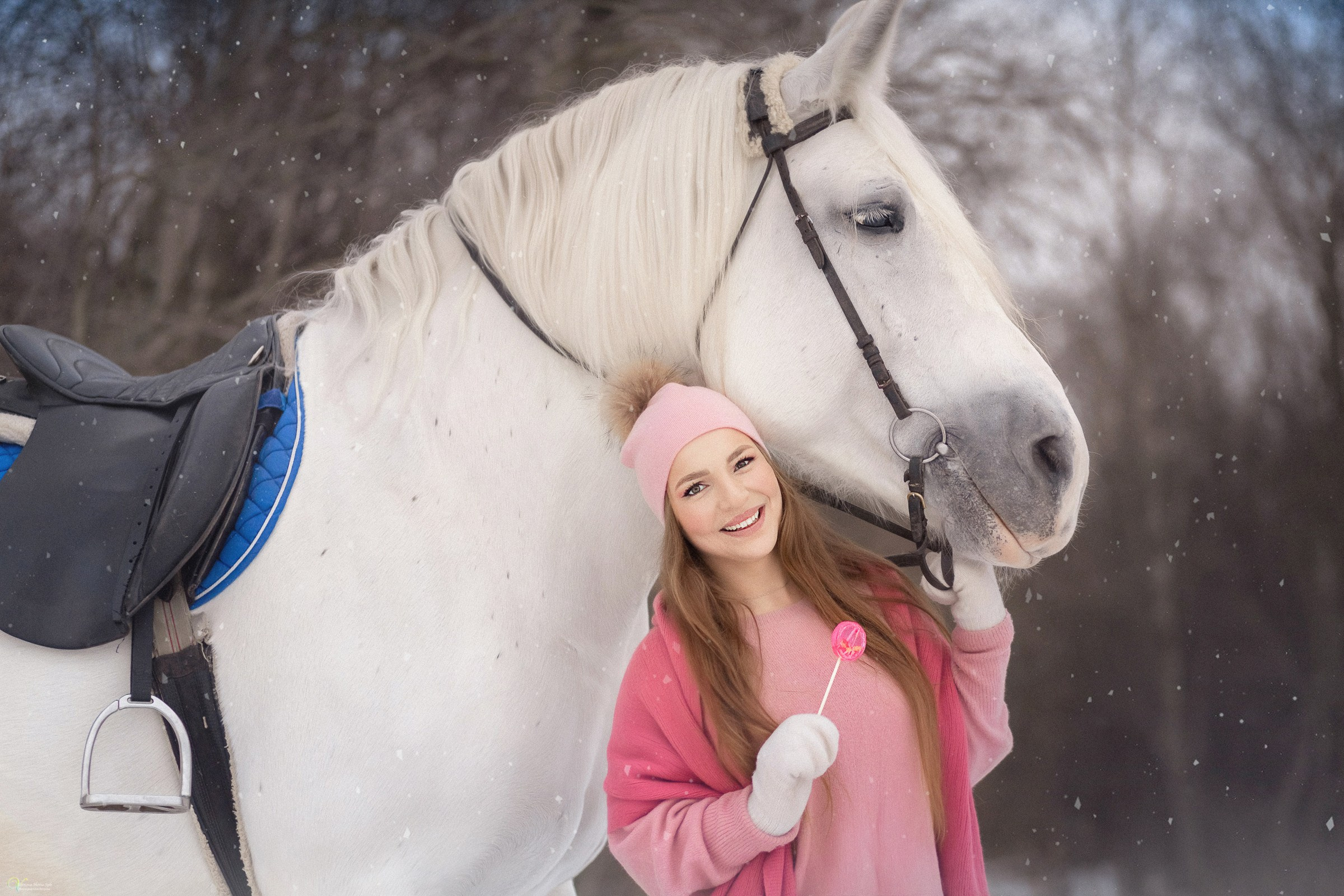 Фотосессии с лошадьми зимой. Фотограф женский и мужской портрет Санкт-Петербург