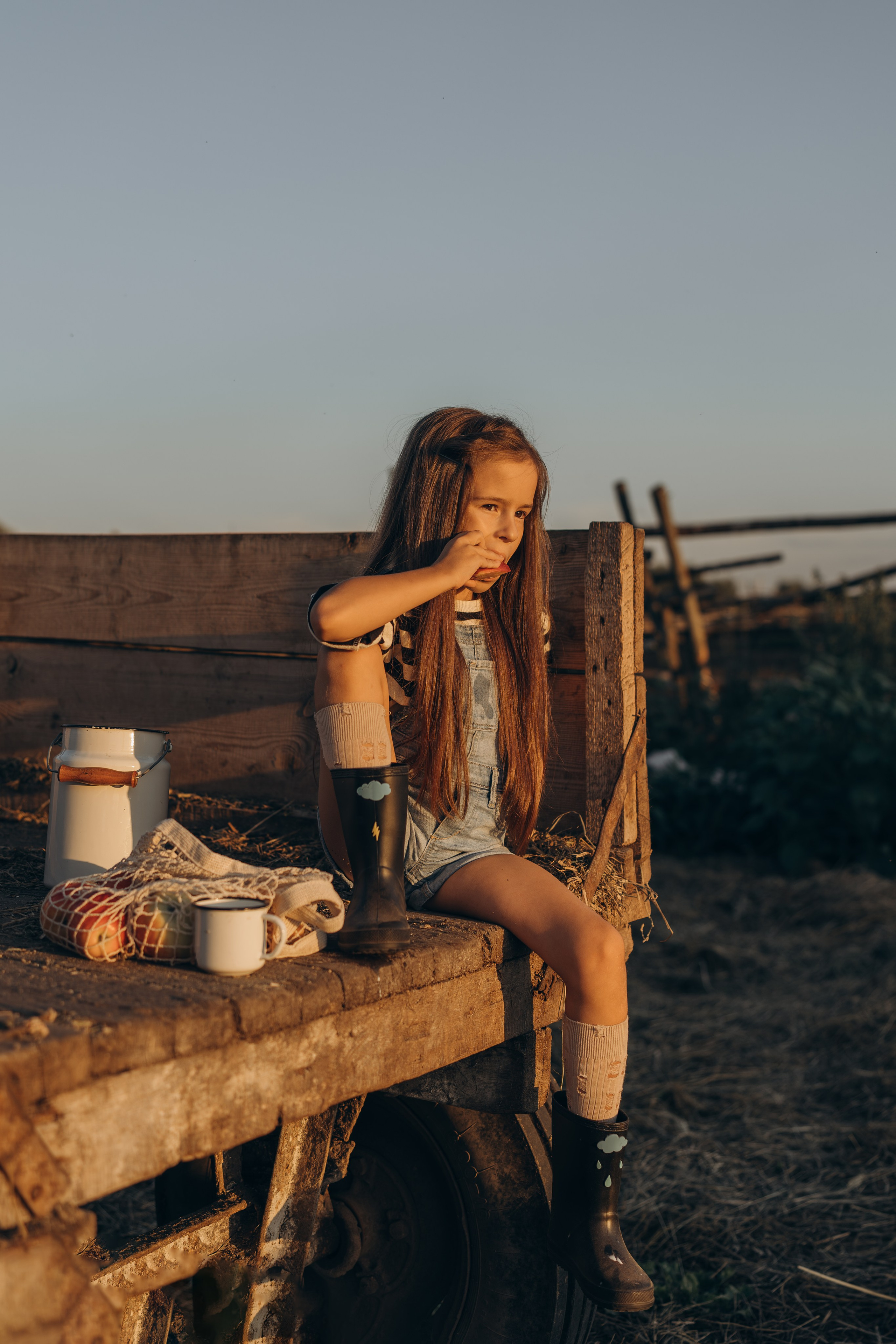 Детство, лошади, природа. Семейный фотограф Москва. Фотограф беременности и материнства Москва