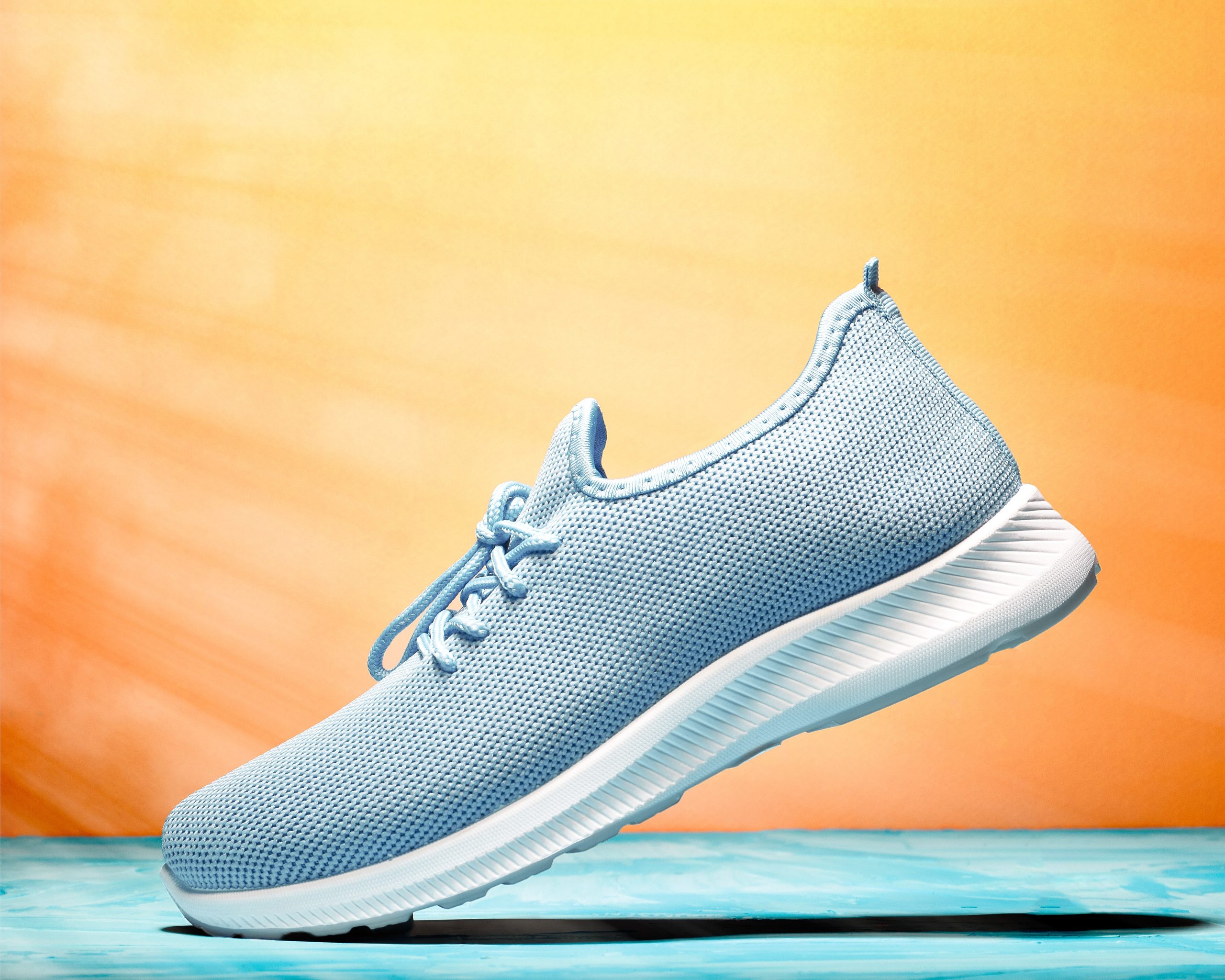 Фотографии одежды и обуви для маркетплейсов и интернет-магазинов. Предметный фотограф для маркетплейсов. Казань