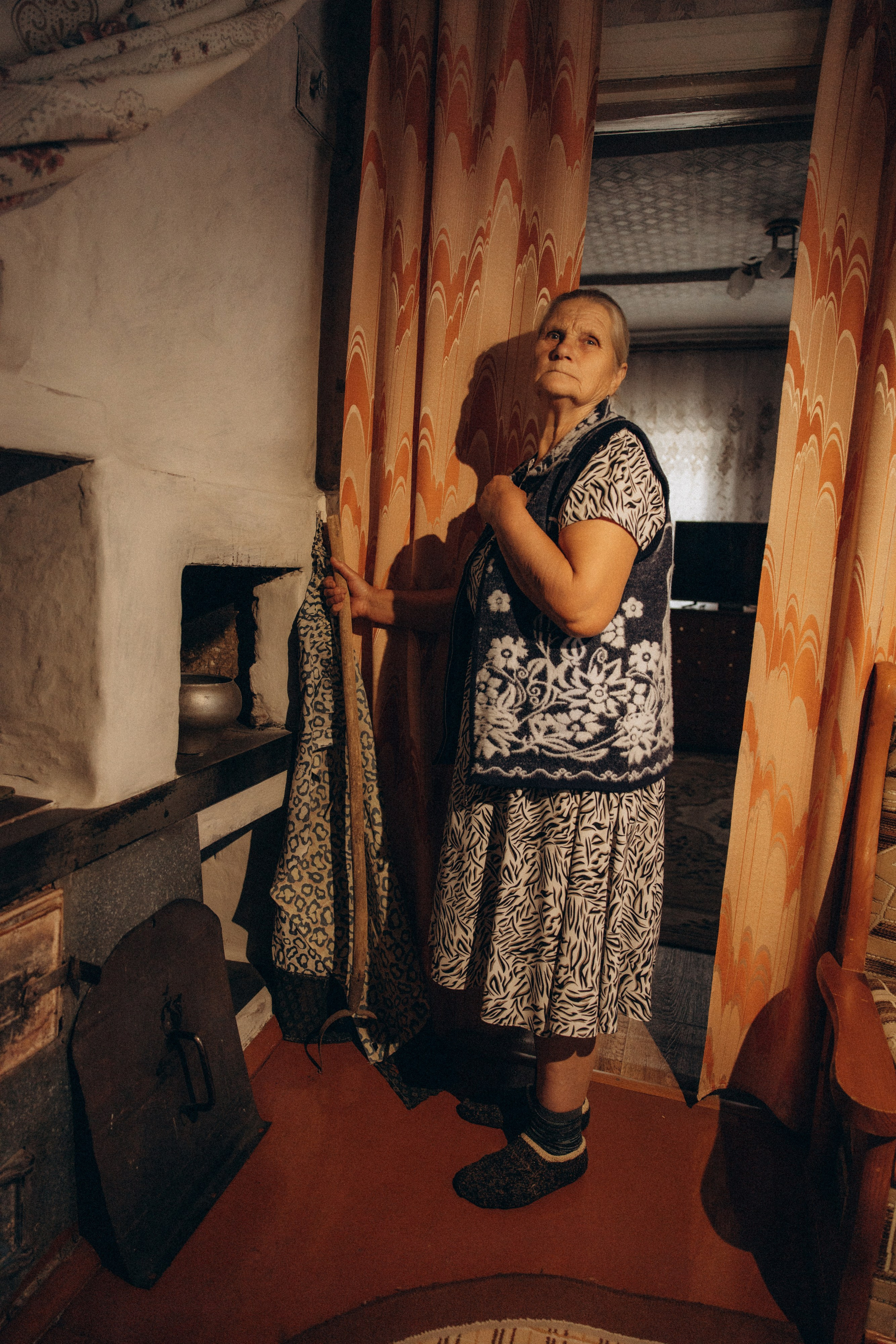 Аня и бабушка. Семейный фотограф Губкин/Старый Оскол