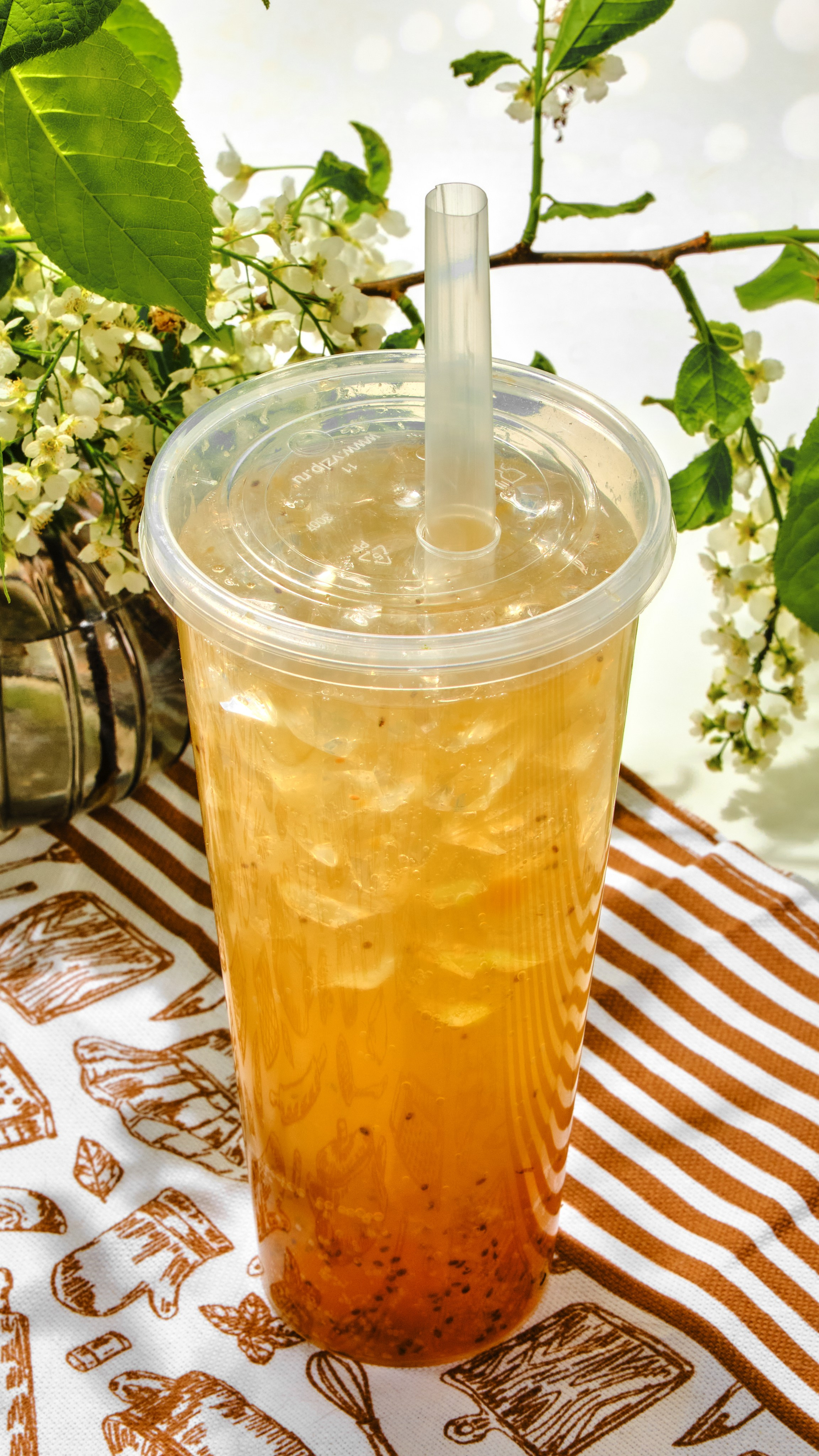 Я  фотограф. Работаю в городе Москва,