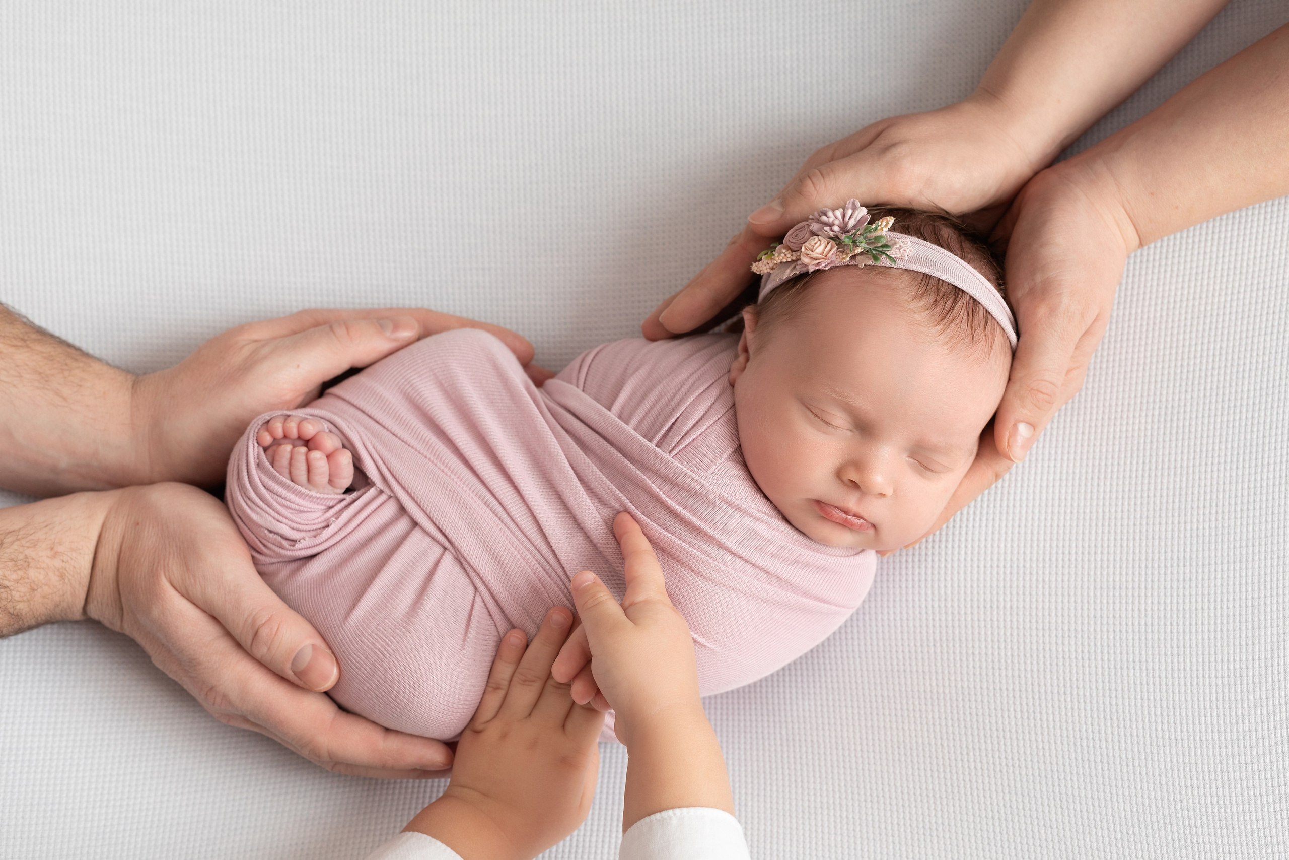 PH @newborn_flower. Retoucher Aleksmokh