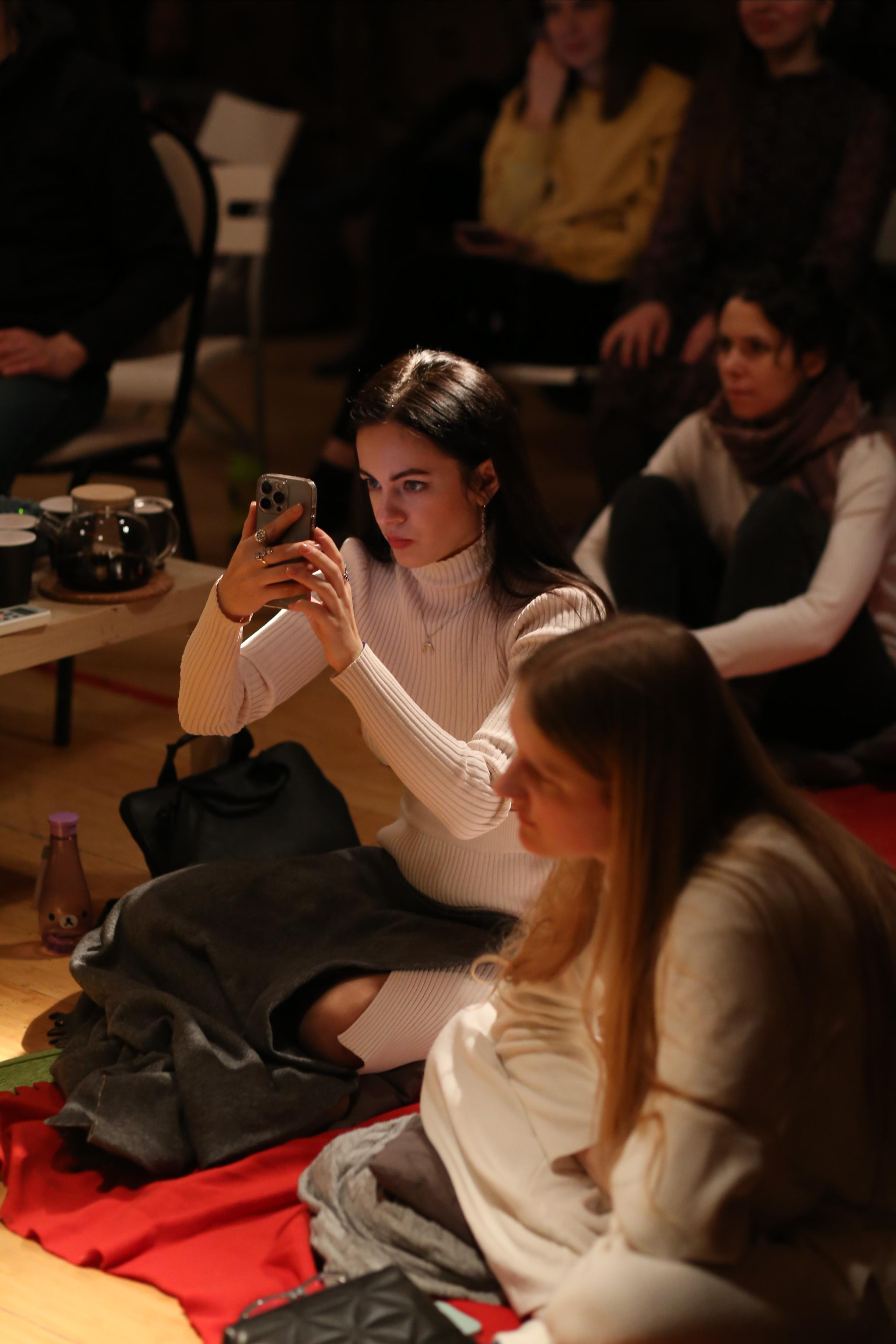 Музыкальный вечер исполнителя. Женский фотограф в Москве Екатерина Борисова Туры для женщин