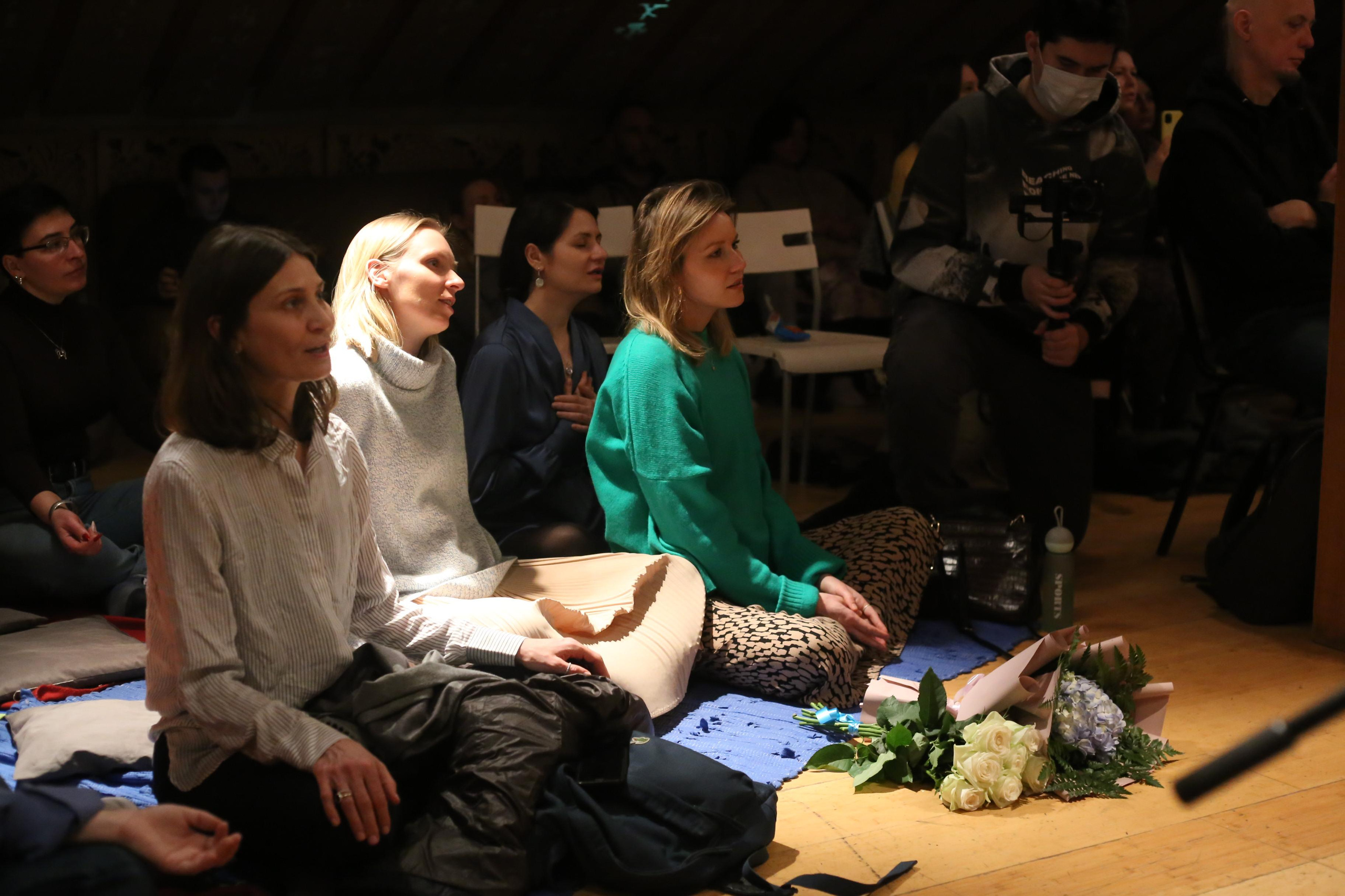 Музыкальный вечер исполнителя. Женский фотограф в Москве Екатерина Борисова Туры для женщин