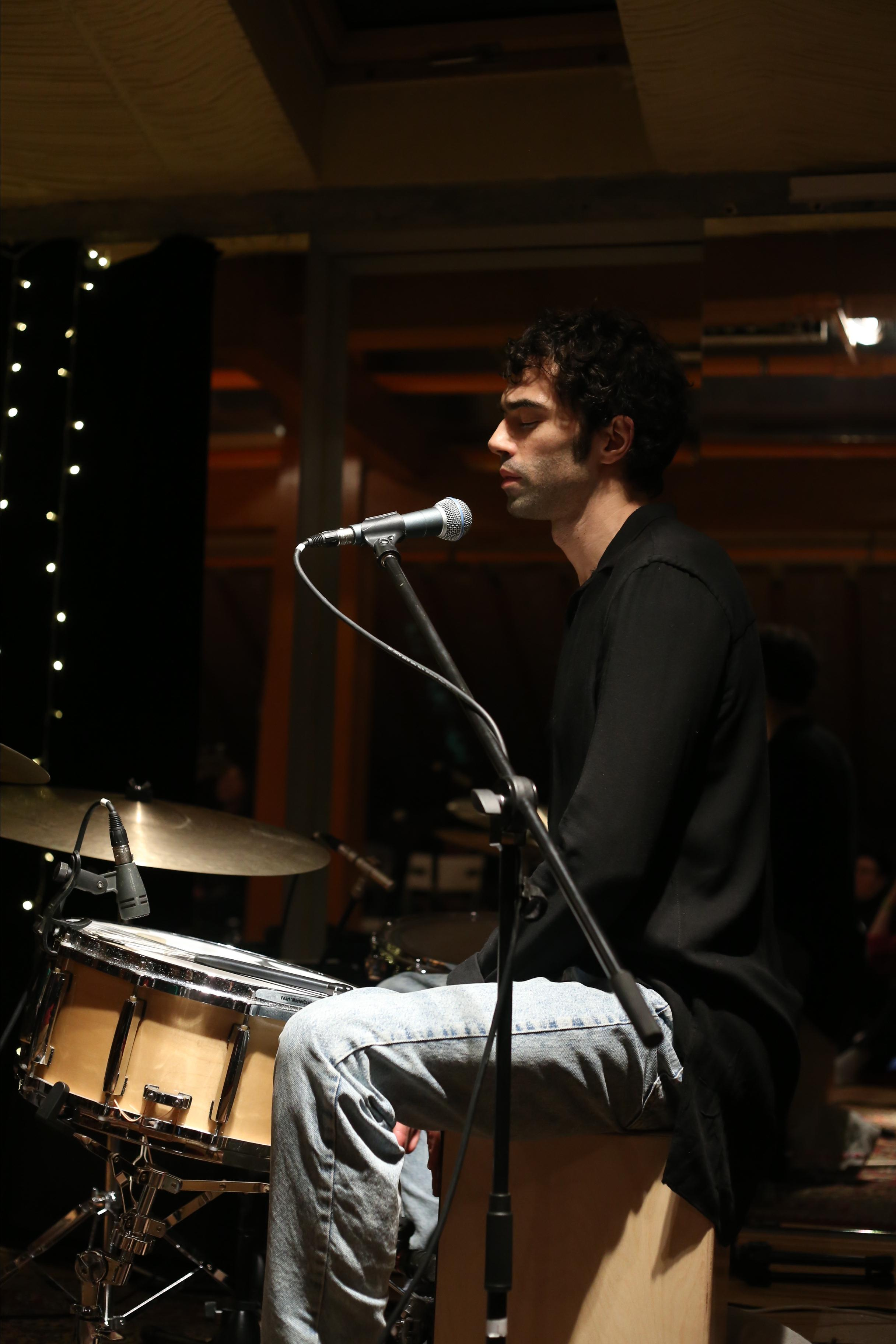 Музыкальный вечер исполнителя. Женский фотограф в Москве Екатерина Борисова Туры для женщин