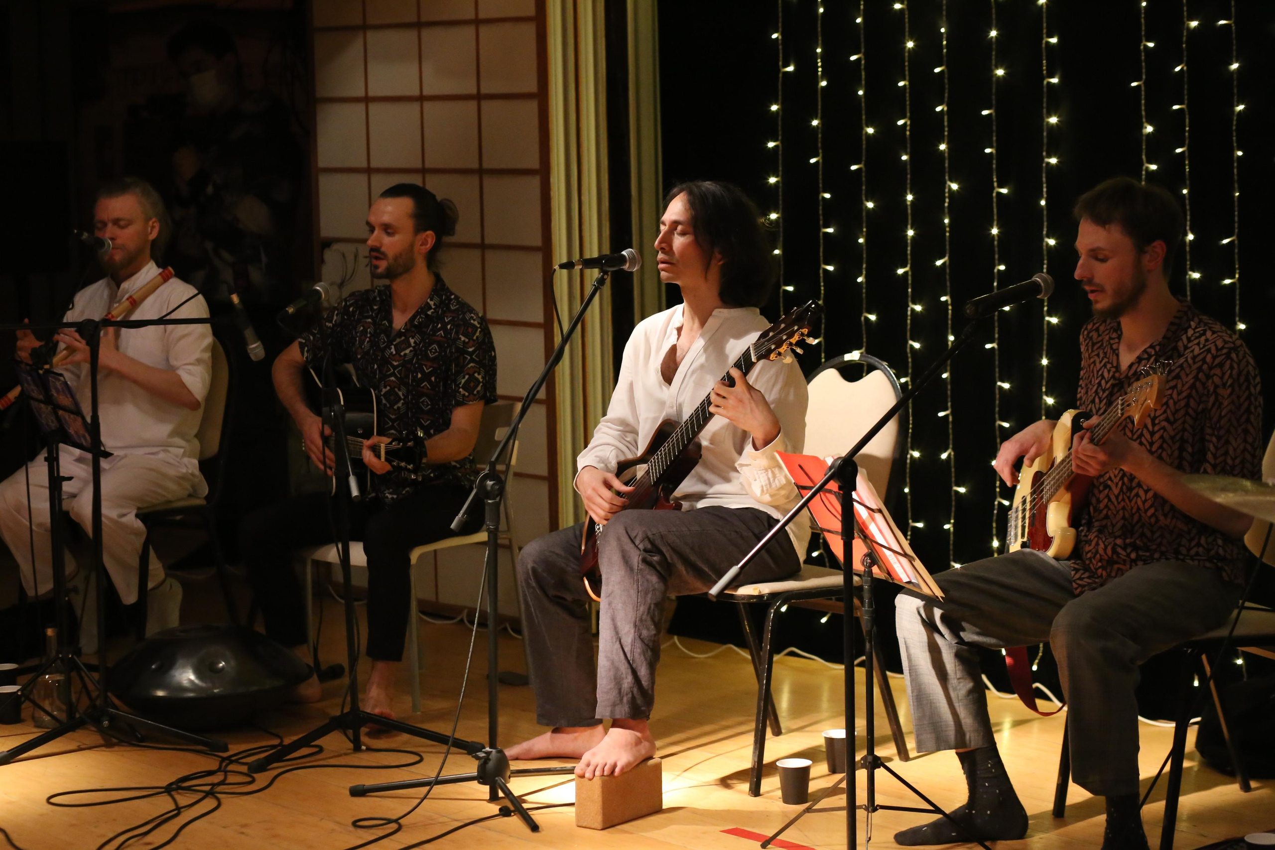 Музыкальный вечер исполнителя. Женский фотограф в Москве Екатерина Борисова Туры для женщин