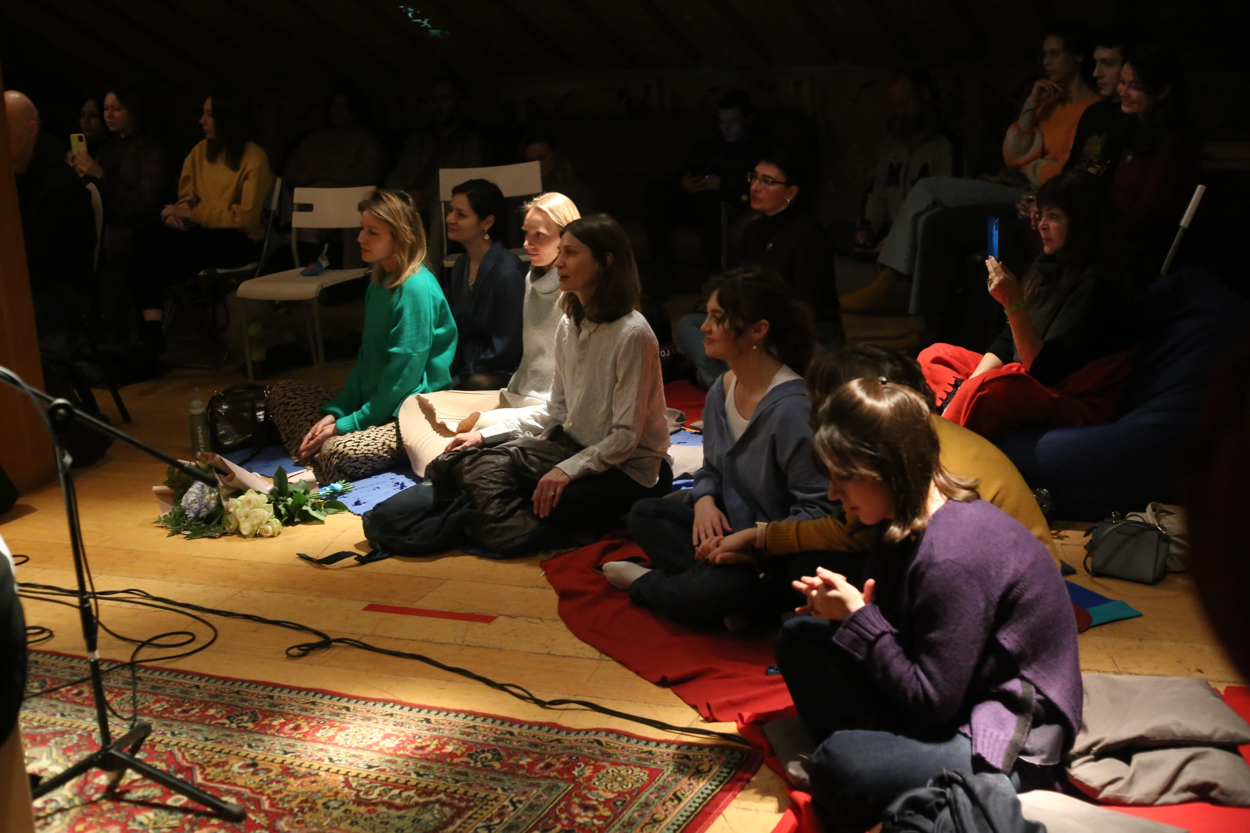 Музыкальный вечер исполнителя. Женский фотограф в Москве Екатерина Борисова Туры для женщин