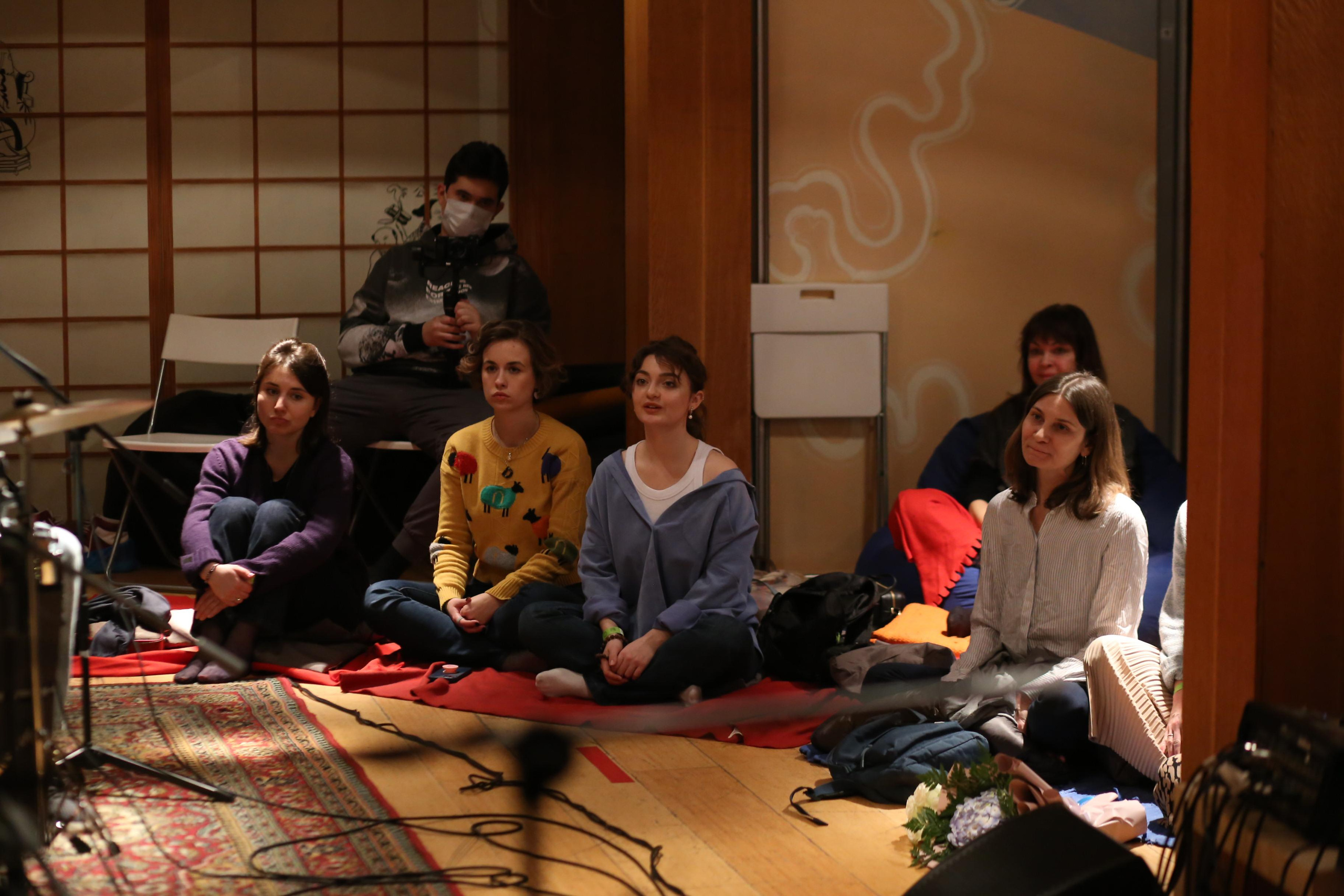 Музыкальный вечер исполнителя. Женский фотограф в Москве Екатерина Борисова Туры для женщин