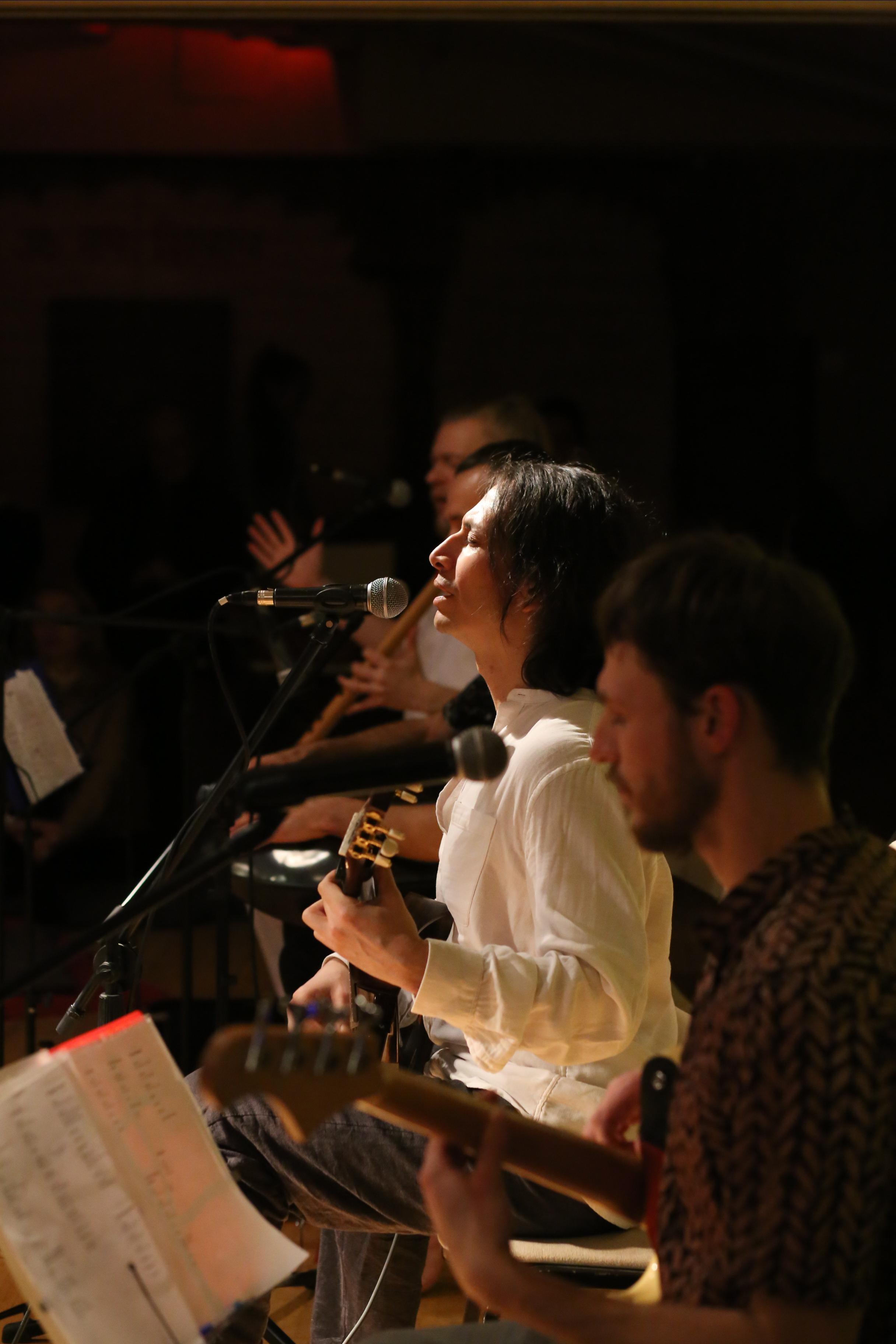 Музыкальный вечер исполнителя. Женский фотограф в Москве Екатерина Борисова Туры для женщин