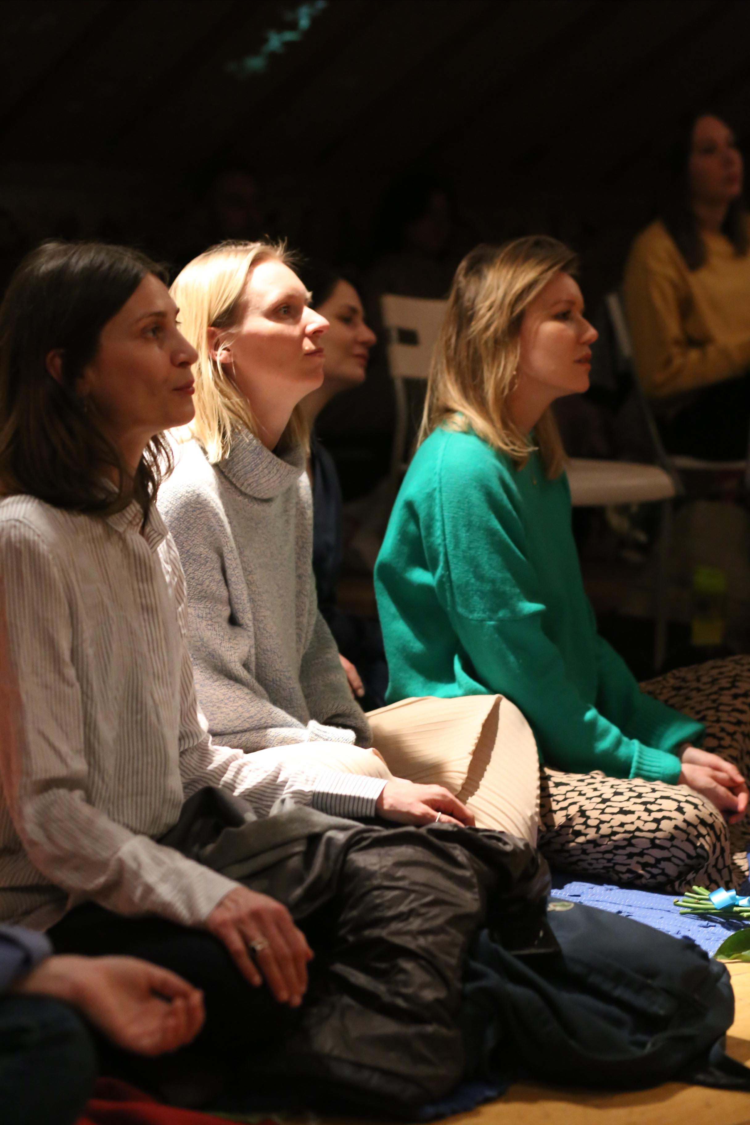 Музыкальный вечер исполнителя. Женский фотограф в Москве Екатерина Борисова Туры для женщин