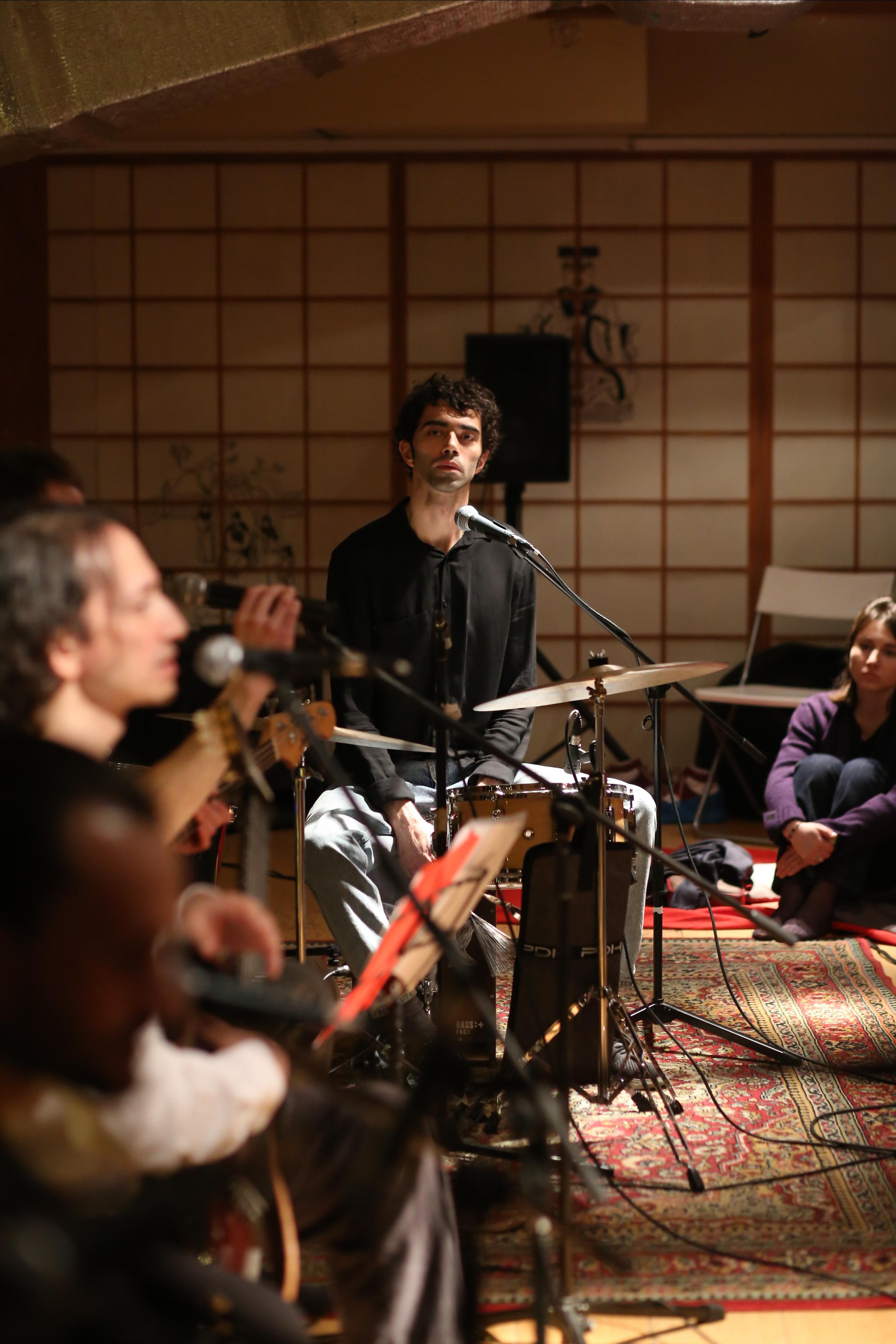 Музыкальный вечер исполнителя. Женский фотограф в Москве Екатерина Борисова Туры для женщин