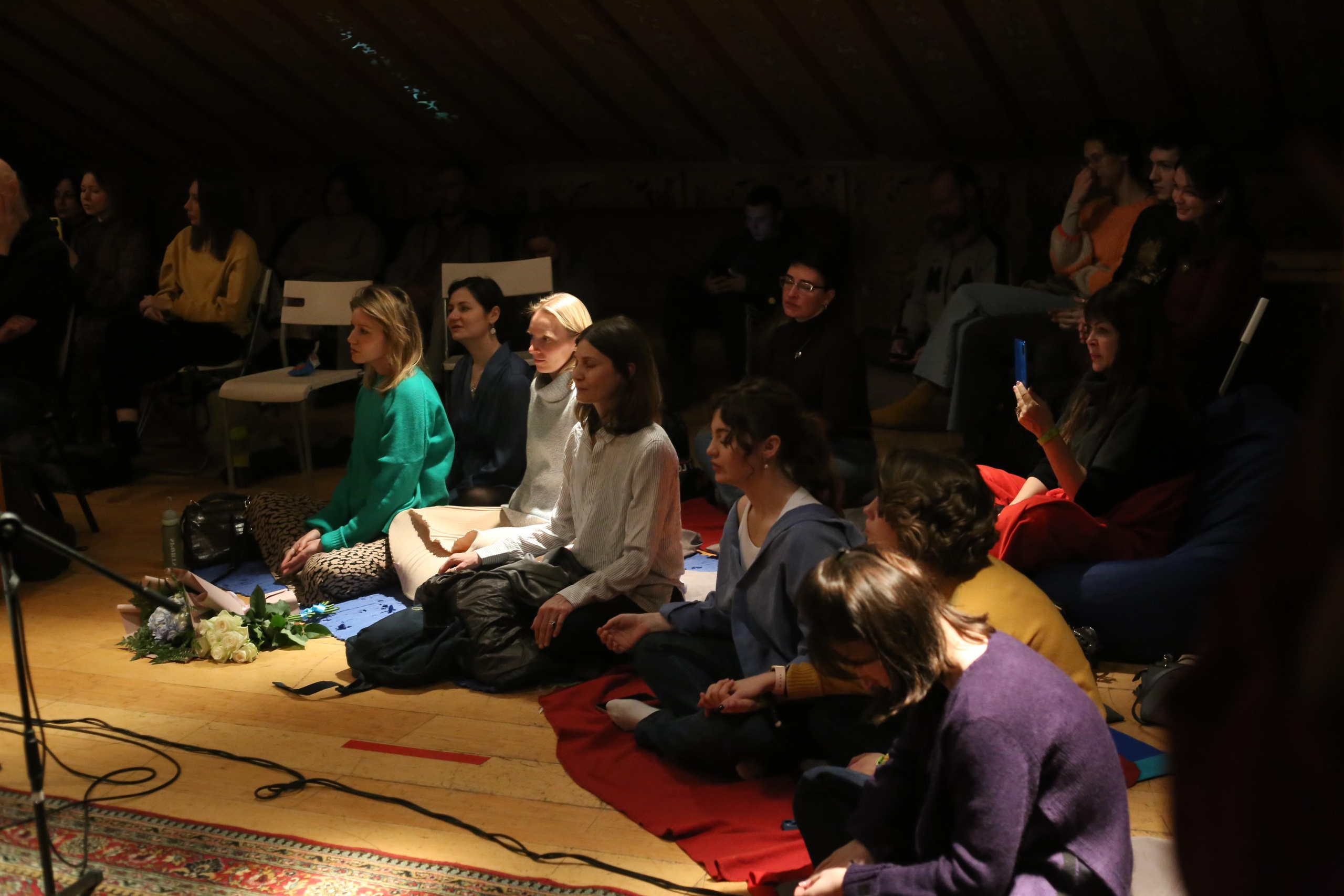 Музыкальный вечер исполнителя. Женский фотограф в Москве Екатерина Борисова Туры для женщин