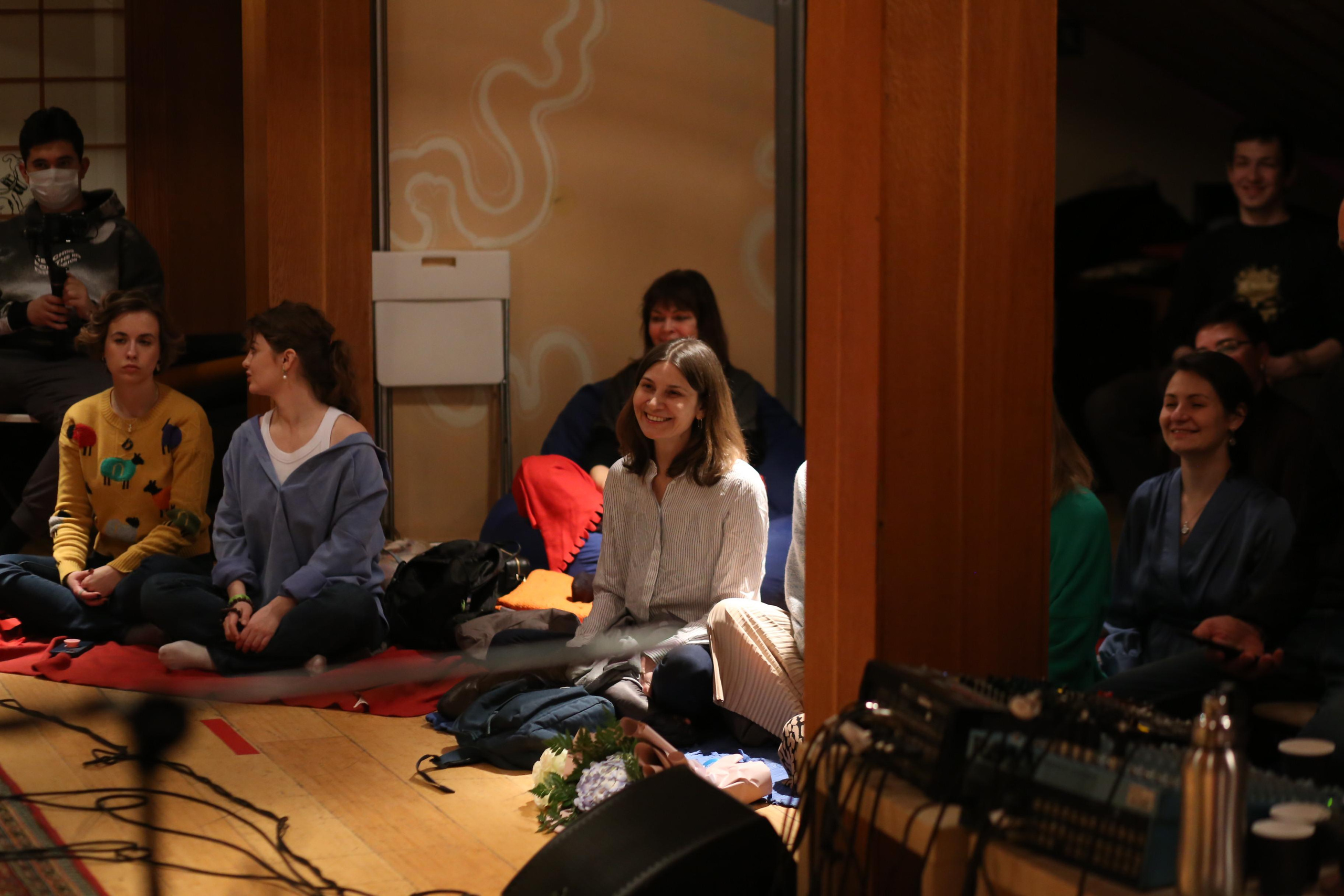 Музыкальный вечер исполнителя. Женский фотограф в Москве Екатерина Борисова Туры для женщин