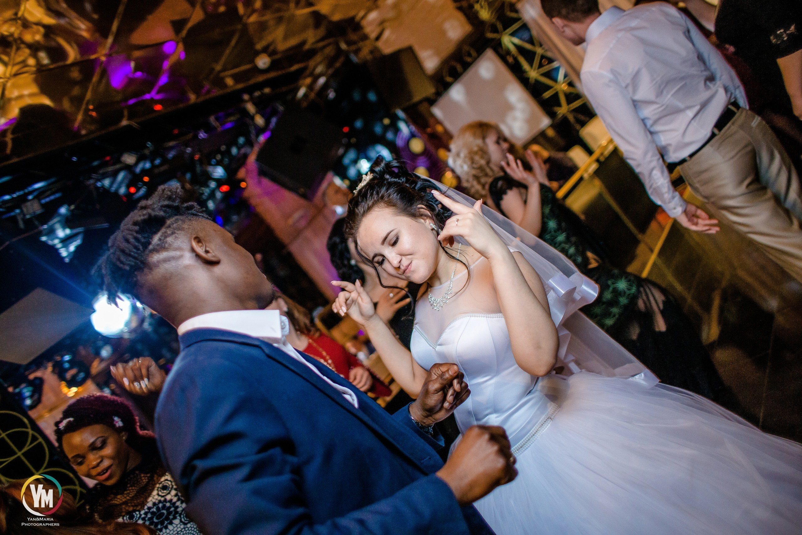 Свадебная съёмка. Команда специалистов в мире фотографии и видео. Детский фотограф, семейный фотограф