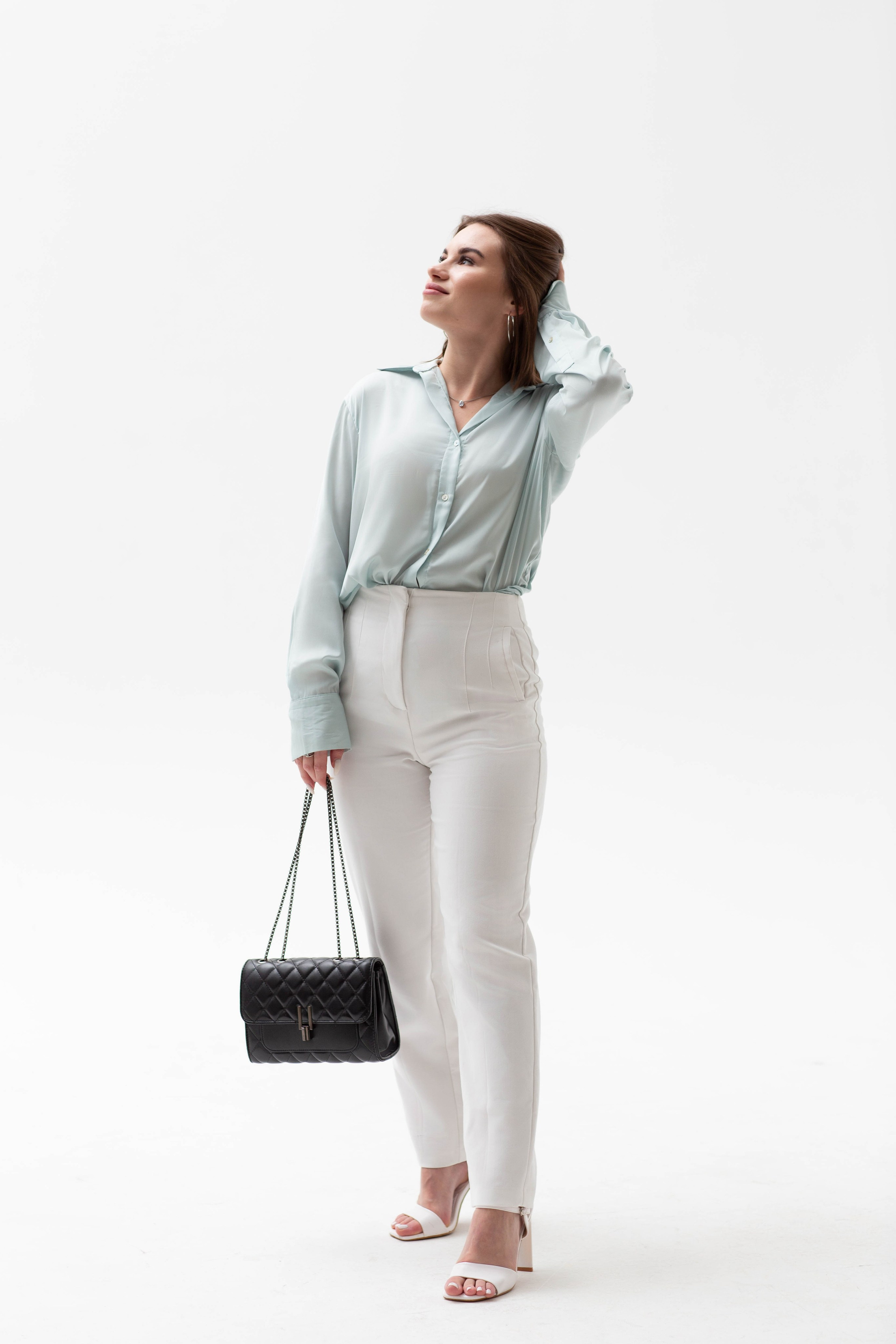 Контент съёмки одежды. Фотограф и видеограф Иркутск, семейная фотосессия, фото для аватарки