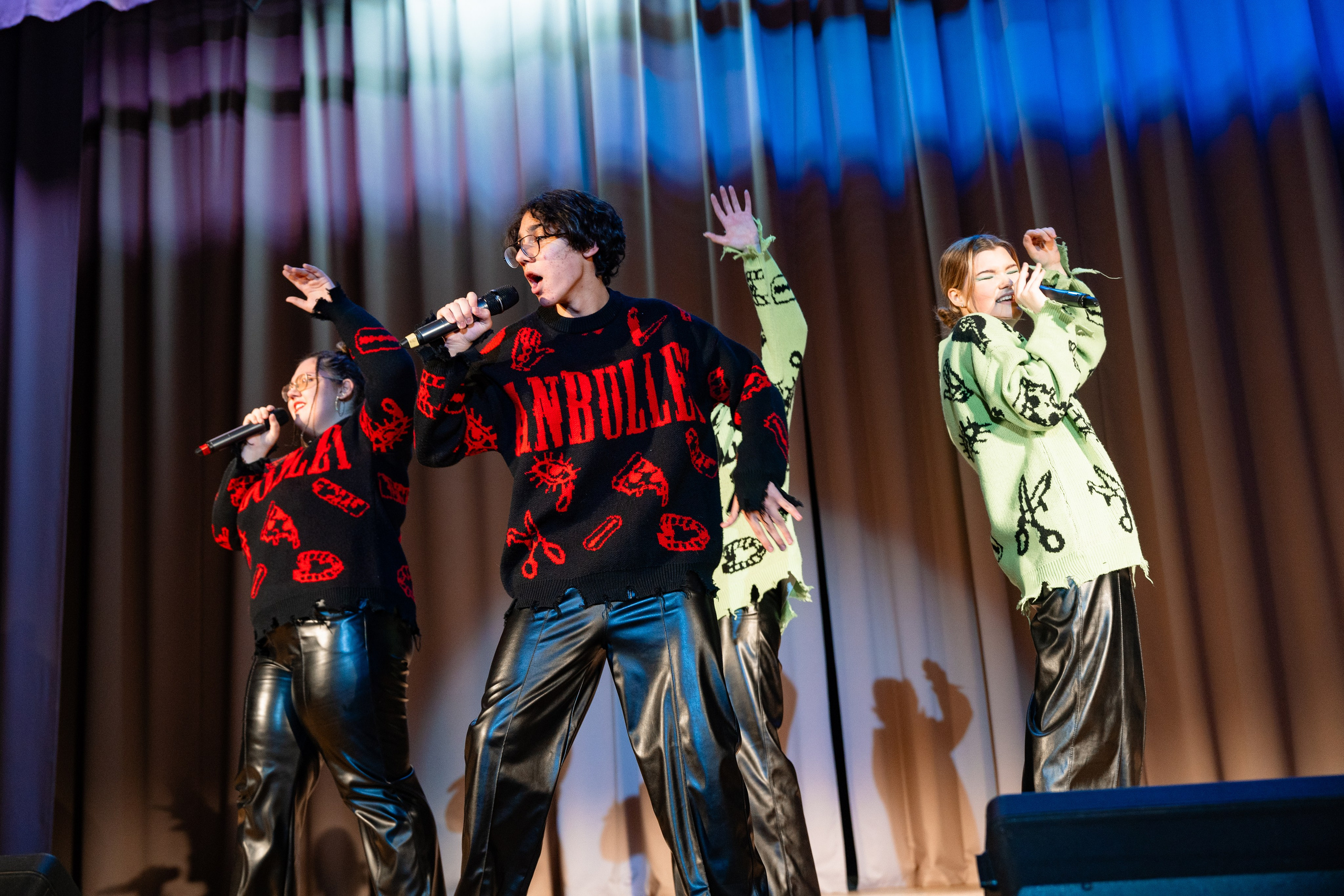 Концерт ДК Буривестник. Фотограф Никита Комаров