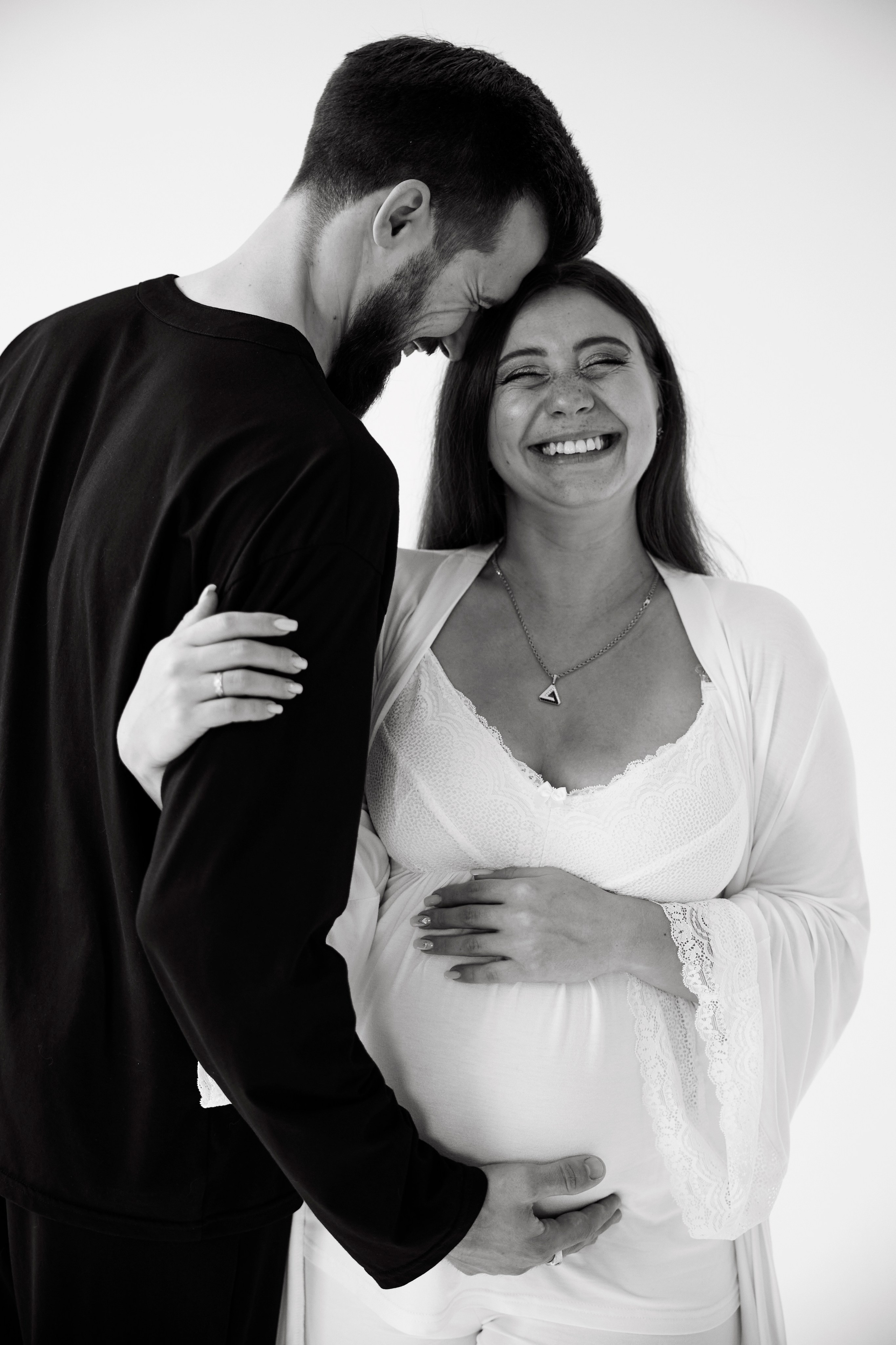 Фотосессия беременности в студии. Портретный, семейный, свадебный фотограф в Магадане — Екатерина Литвин