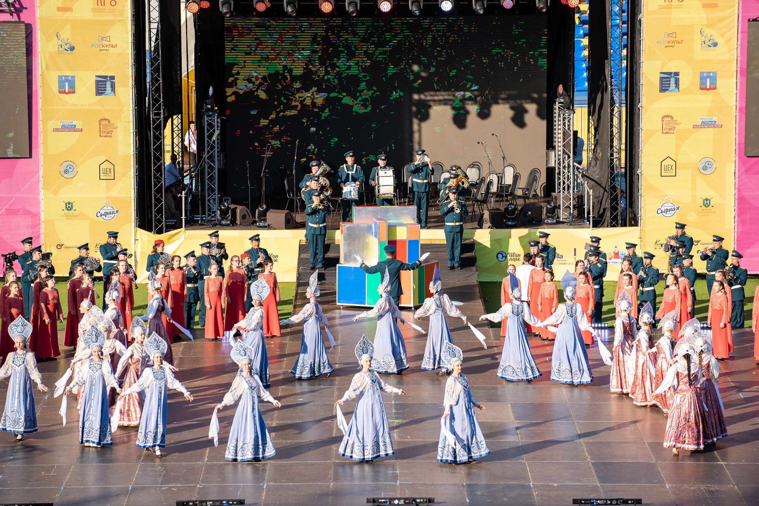 «Город А» Всероссийский цех креативных индустрий. Репортажный и свадебный фотограф в Москве