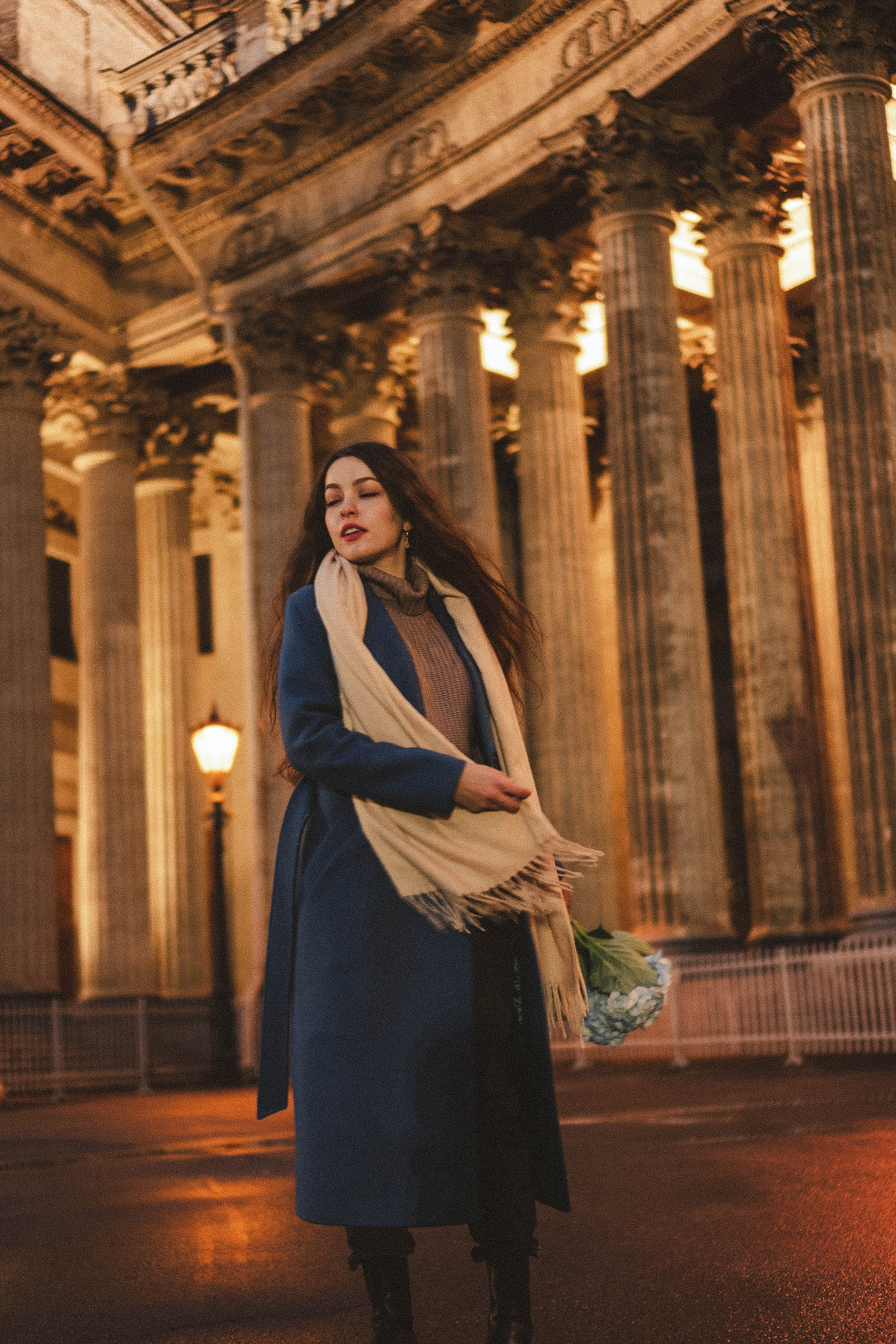 Прогулочная фотосессия по центру. Профессиональный фотограф, Санкт-Петербург — Виктория Богомолова