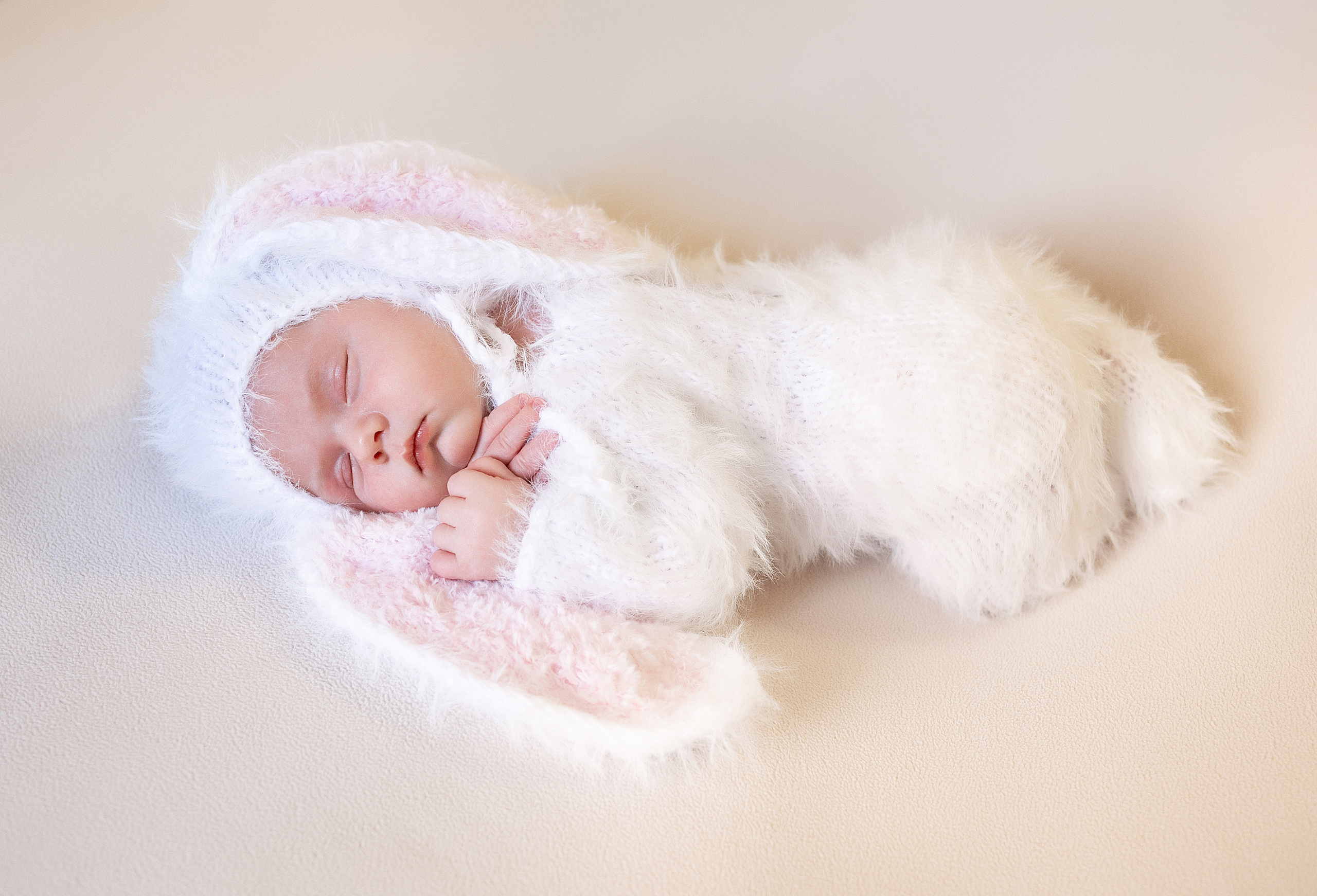 Новорожденные. Фотограф новорожденных и семейный фотограф НСО г. Бердск Марина Львова