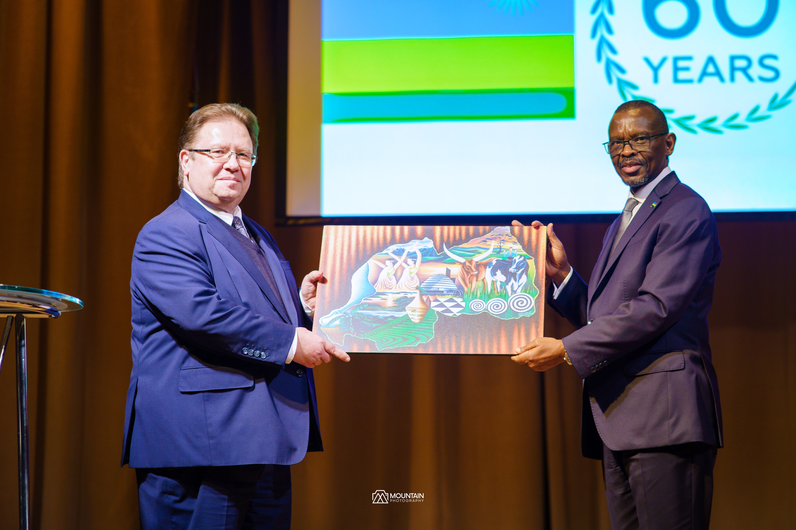 Rwanda 60 years celebratin of diplomatic relation with Russia. Я занимаюсь событийной, свадебной, товарной, студийной… фотографией