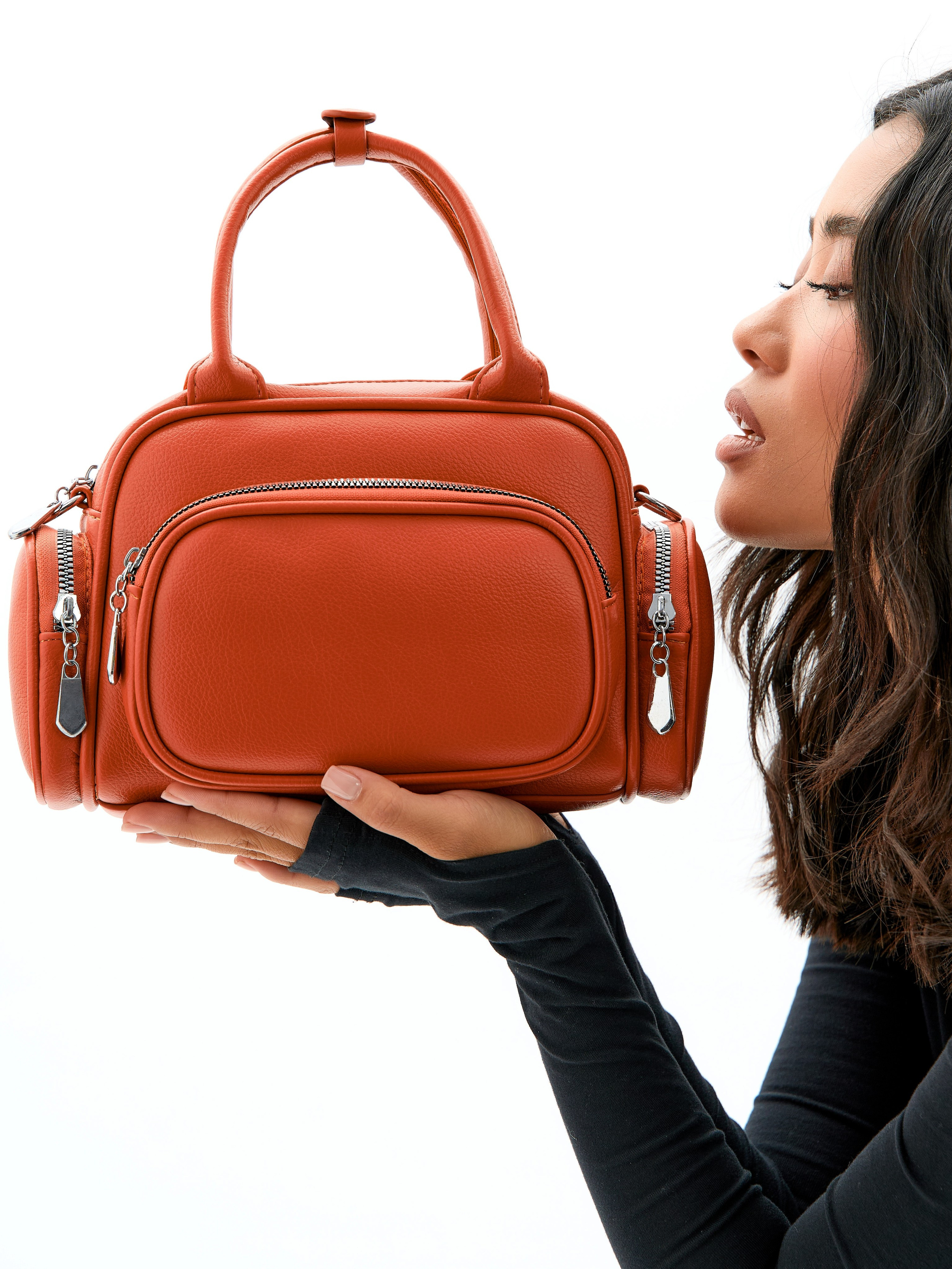 Сумки. Фотограф для маркетплейсов в Москве