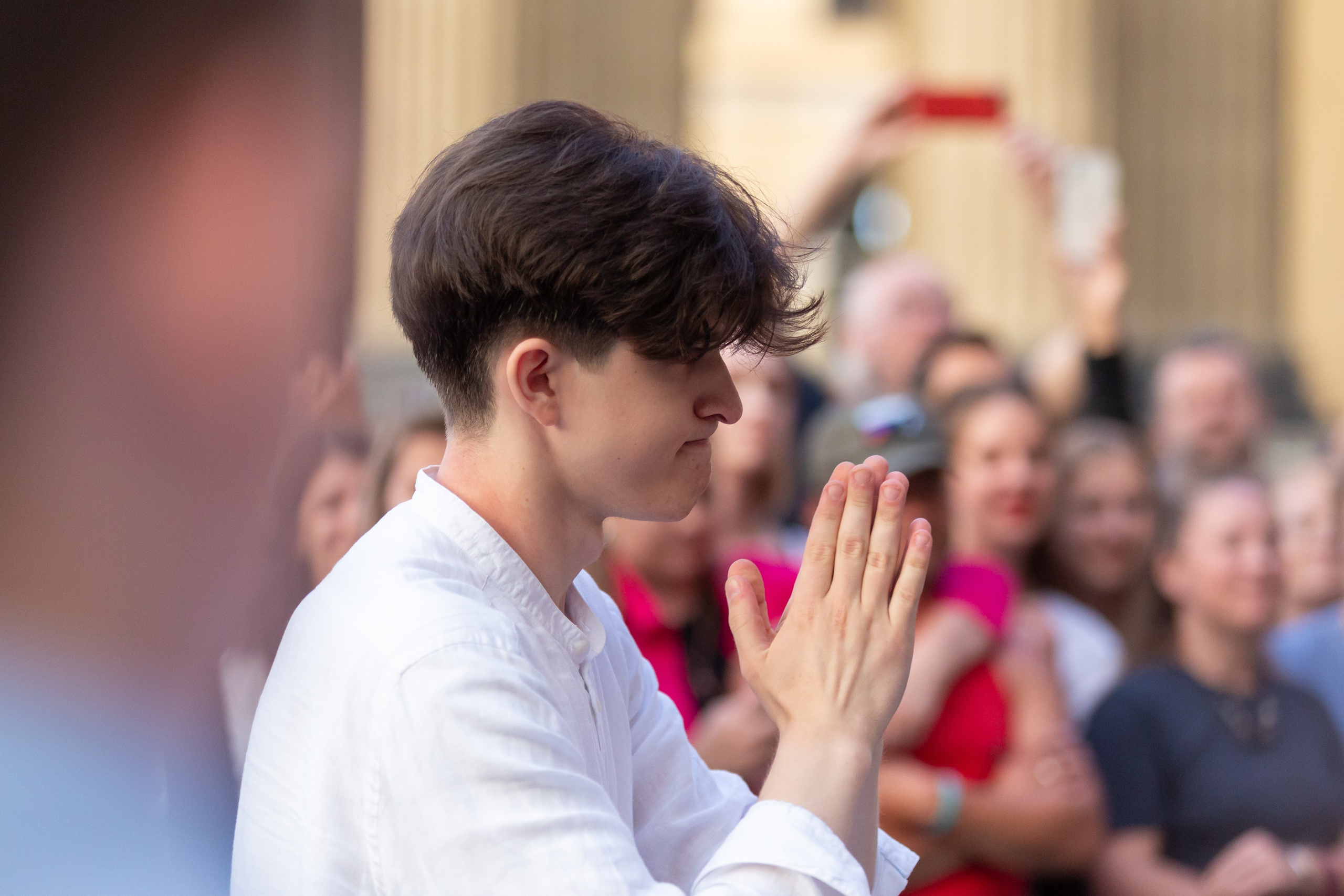 02.06.2024 Выпускники хорового училища им. М. И. Глинки у Казанского собора. Семейный и детский фотограф в Санкт-Петербурге Пуликов Дмитрий