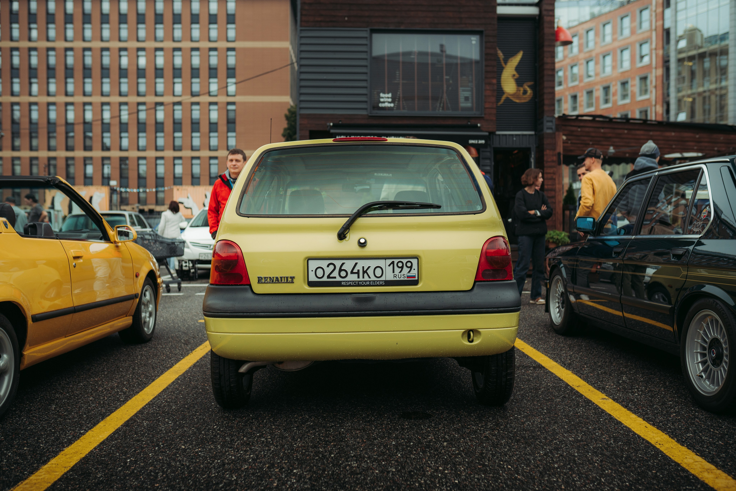 Cars and Coffee 30/08/25. Автомобильный фотограф Антон Цырулев