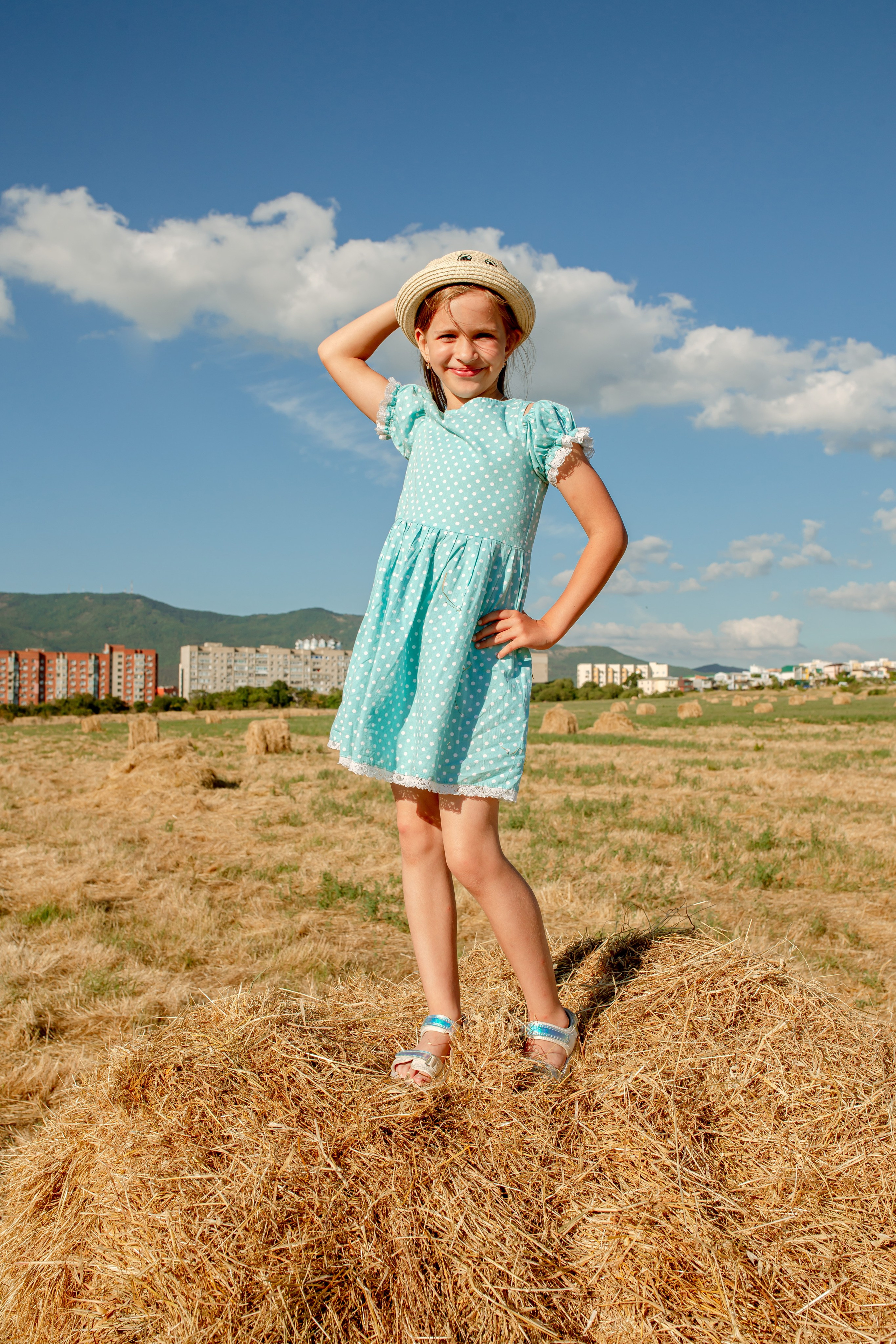 Екатерина и Алексей с дочками. Wedding and family photographer in Gelendzhik Victoria Balashova