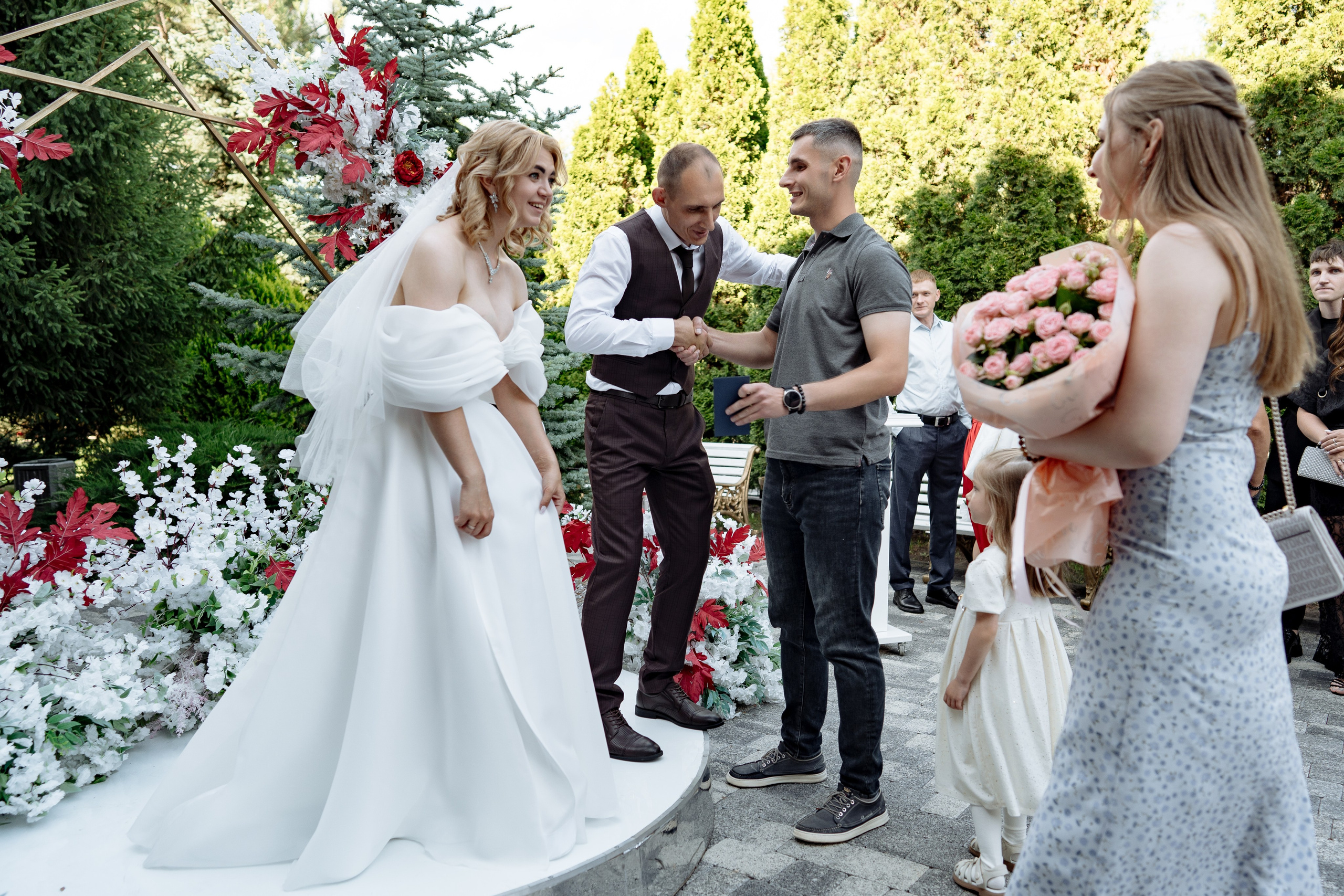 Виктор и Юлия