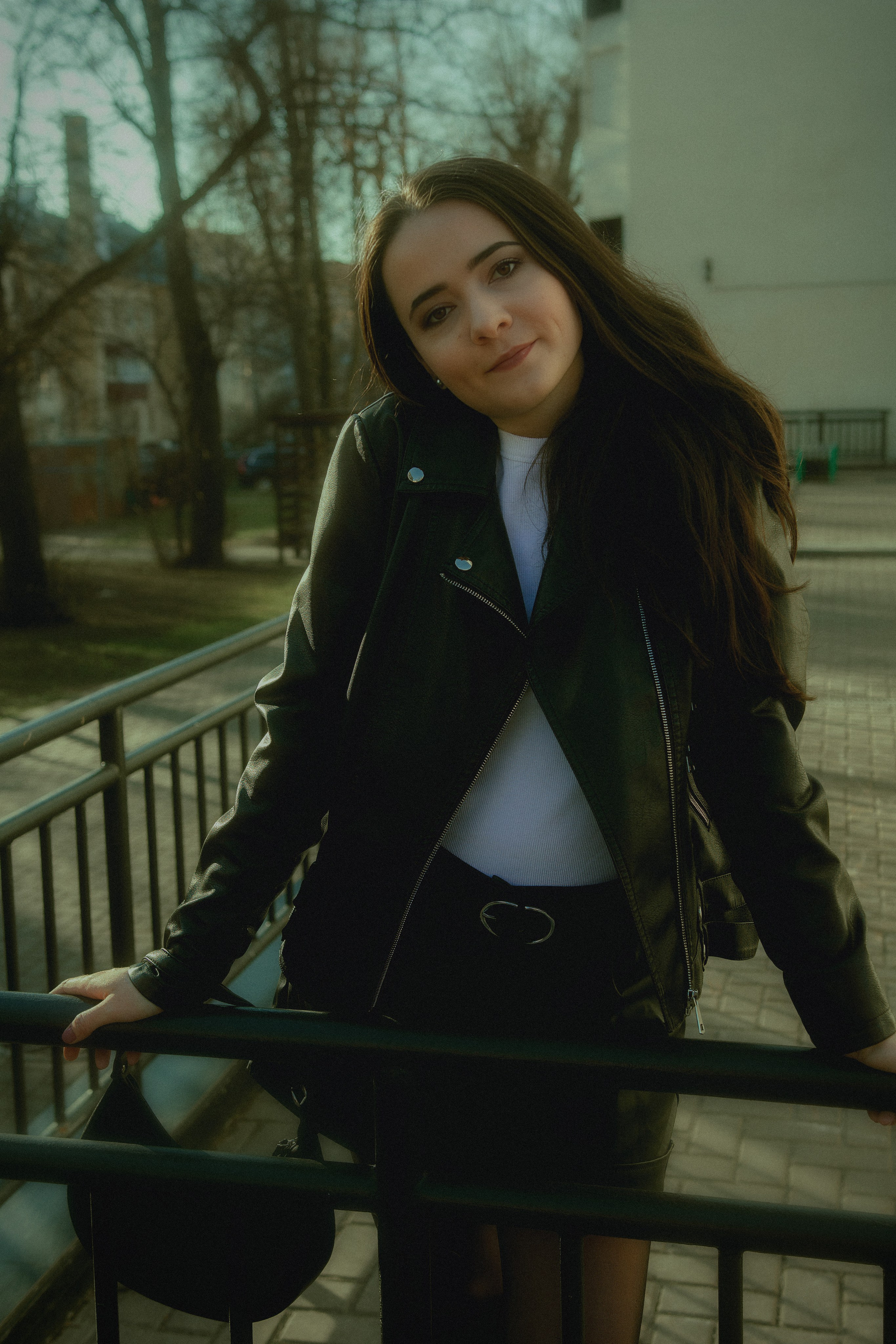 Солнечный Апрель