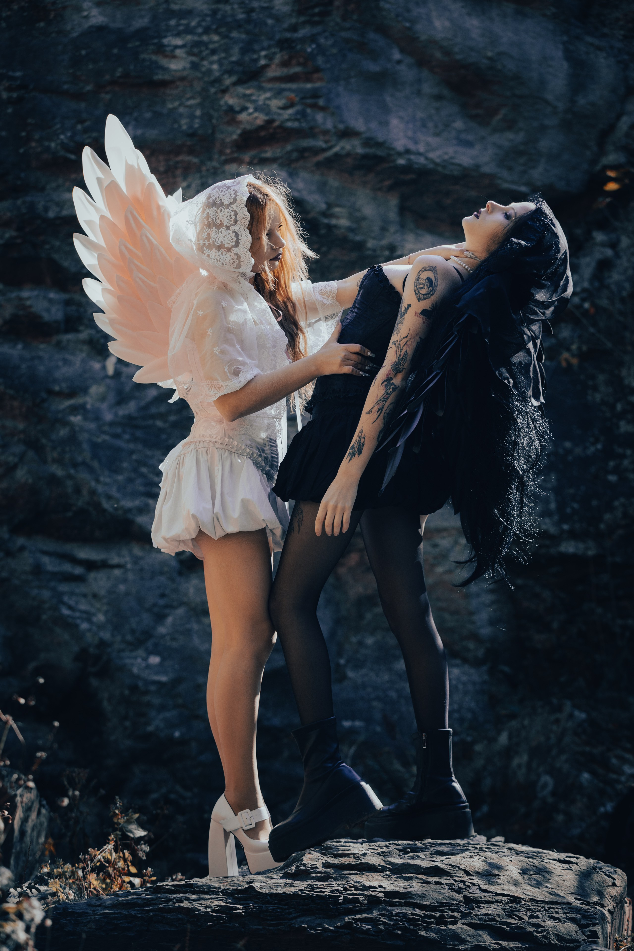 Фотосессии — Ангелы и Демоны 2025 — остров Русский. Твой ламповый фотограф