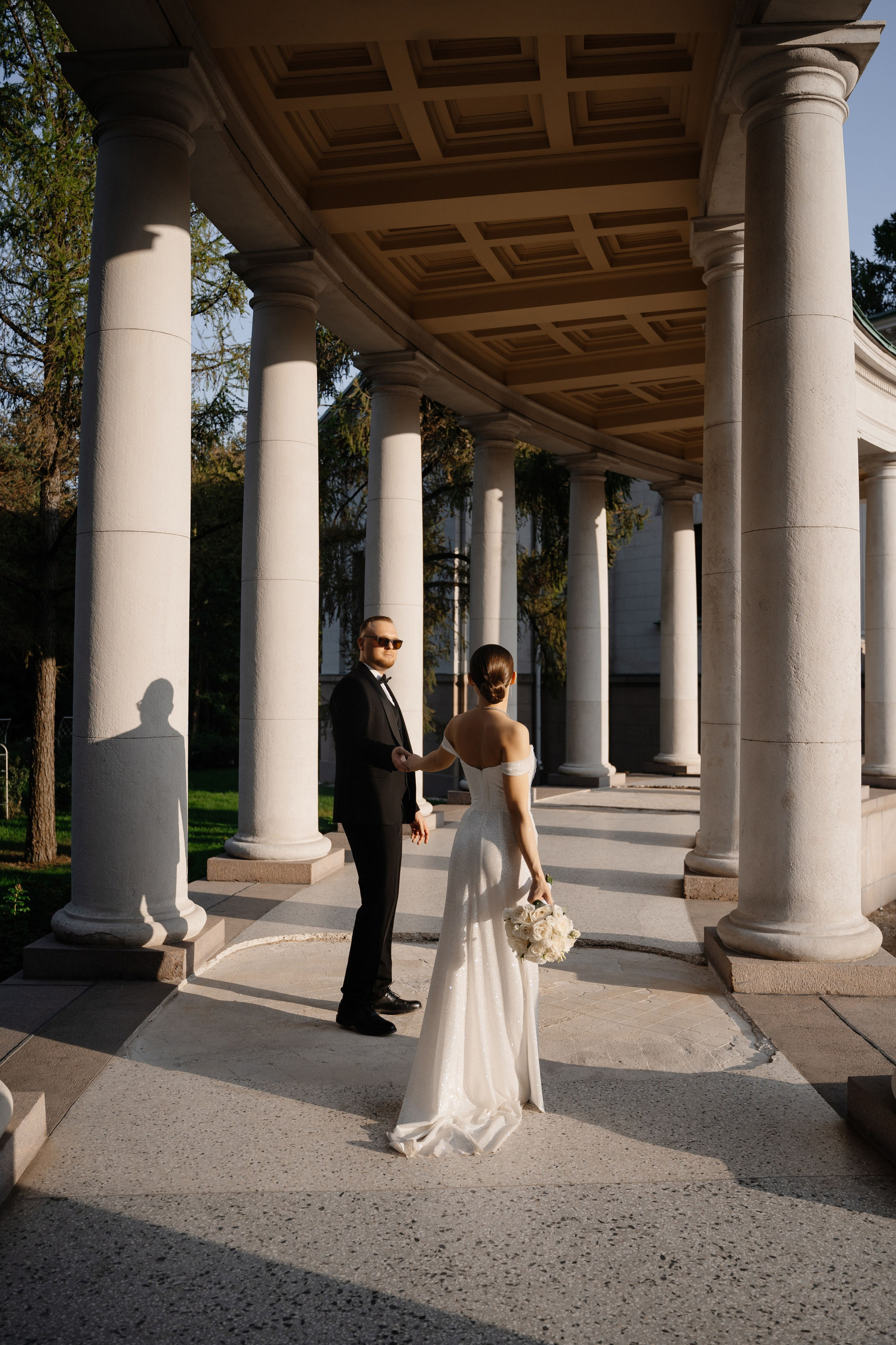 Свадебная фотосессия в парке Архангельское. Свадебный и семейный фотограф в Москве Светлана Зоткина