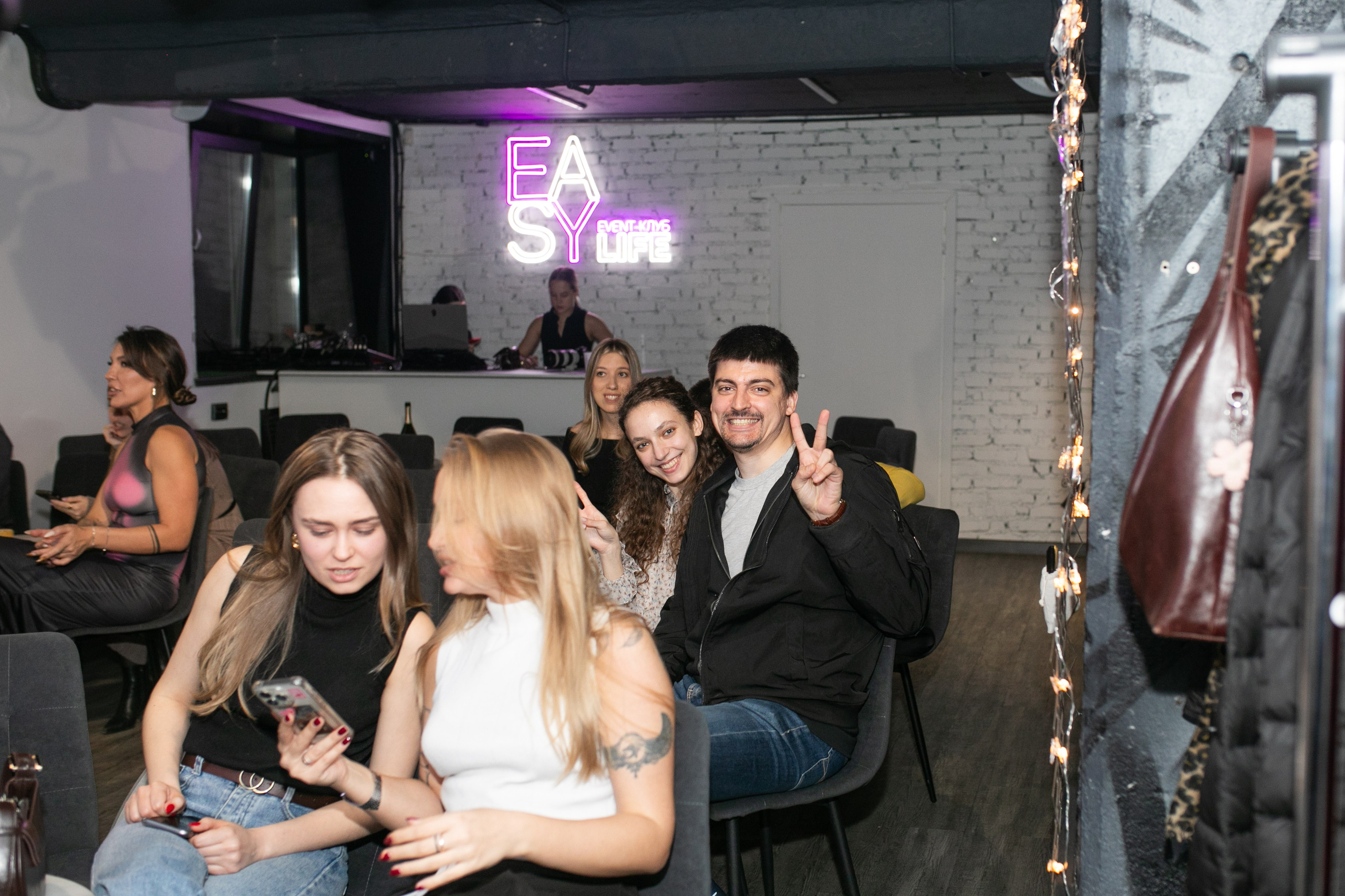 Квартирник (отчетный концерт студии Ирины Кюлян). Фотограф в Новосибирске Ася Зверева