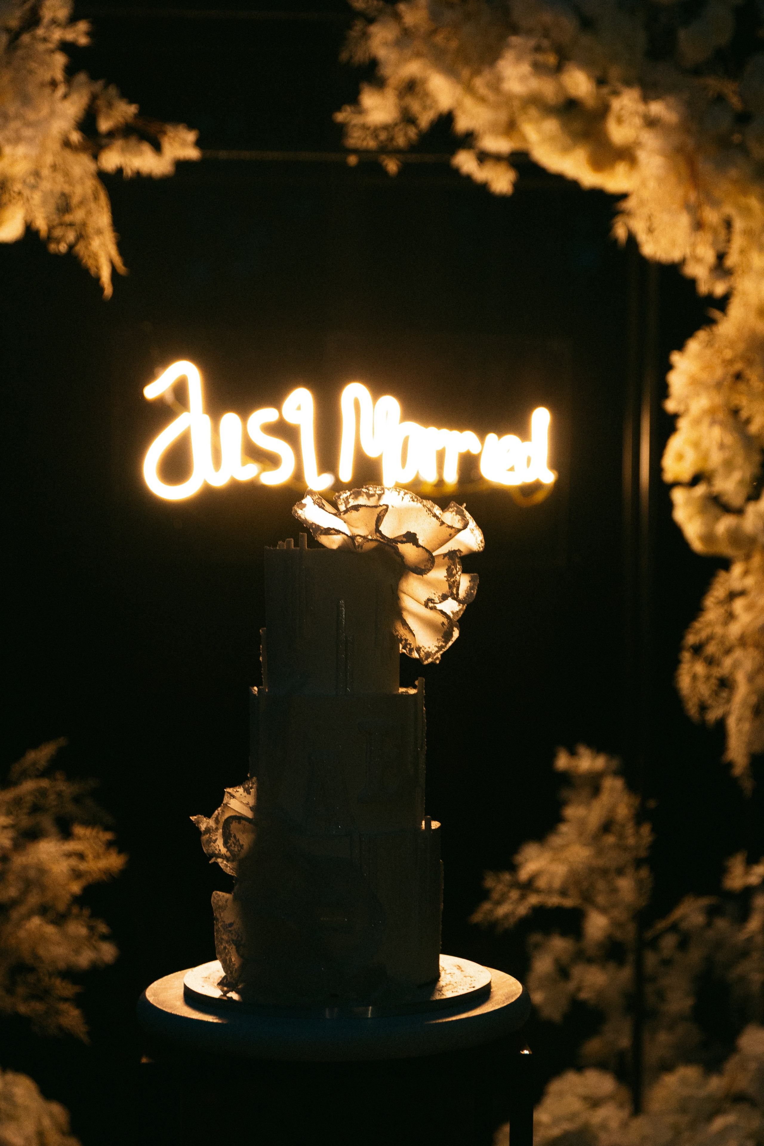 Влюбленные взгляды. Свадебный фотограф Кемерово Томск Новосибирск